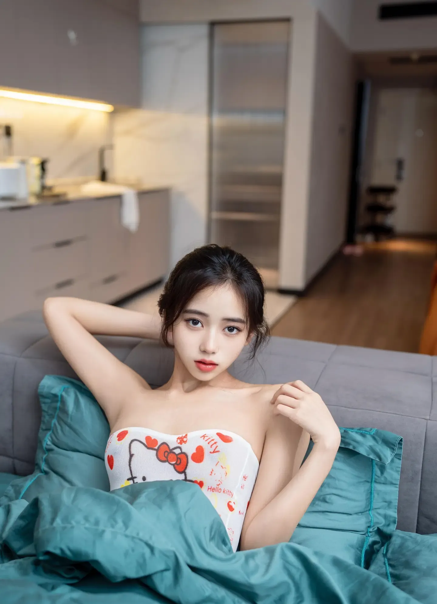 时安安 白丝童真装