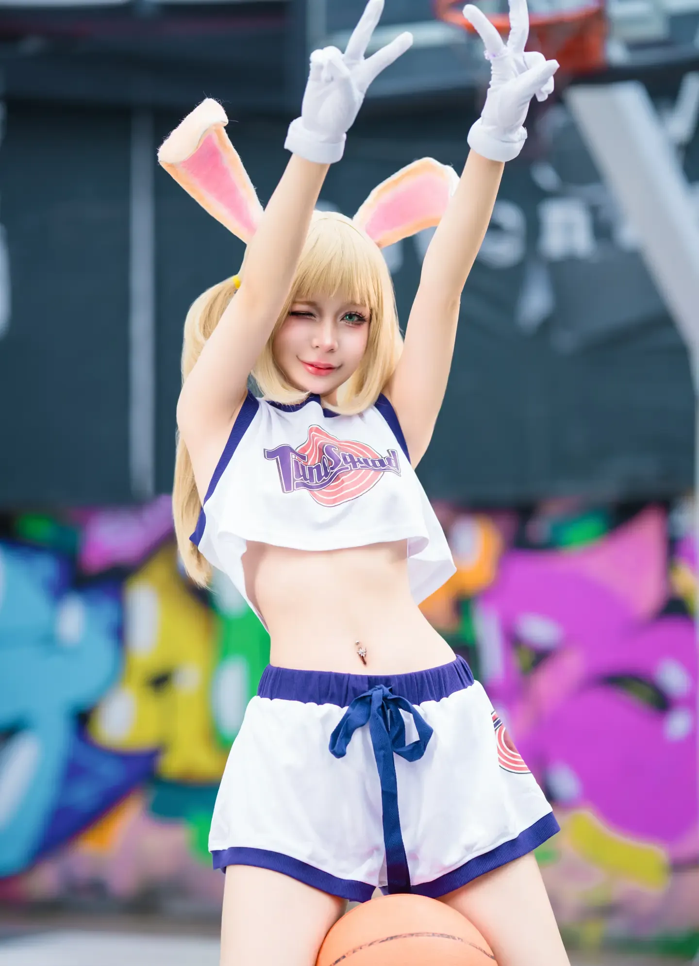 UmekoJ Lola Bunny