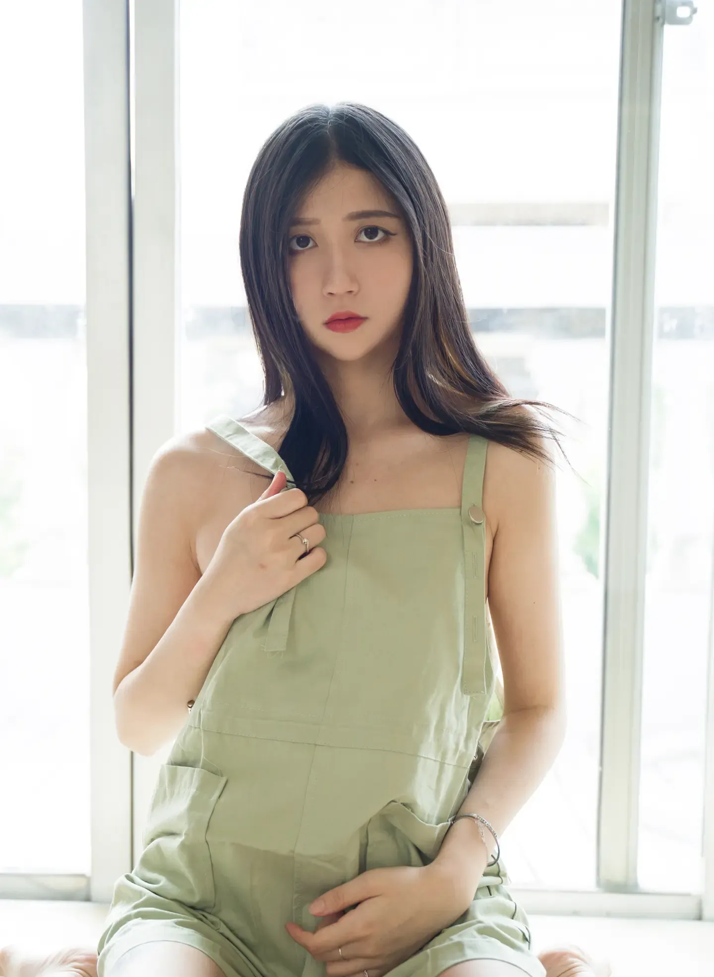 Cazi姬纪 窗台