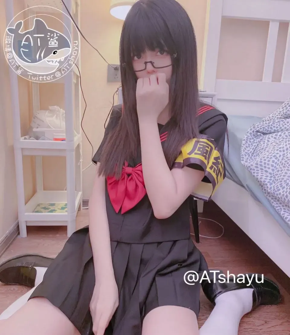 AT鲨 不守纪律的风纪委员