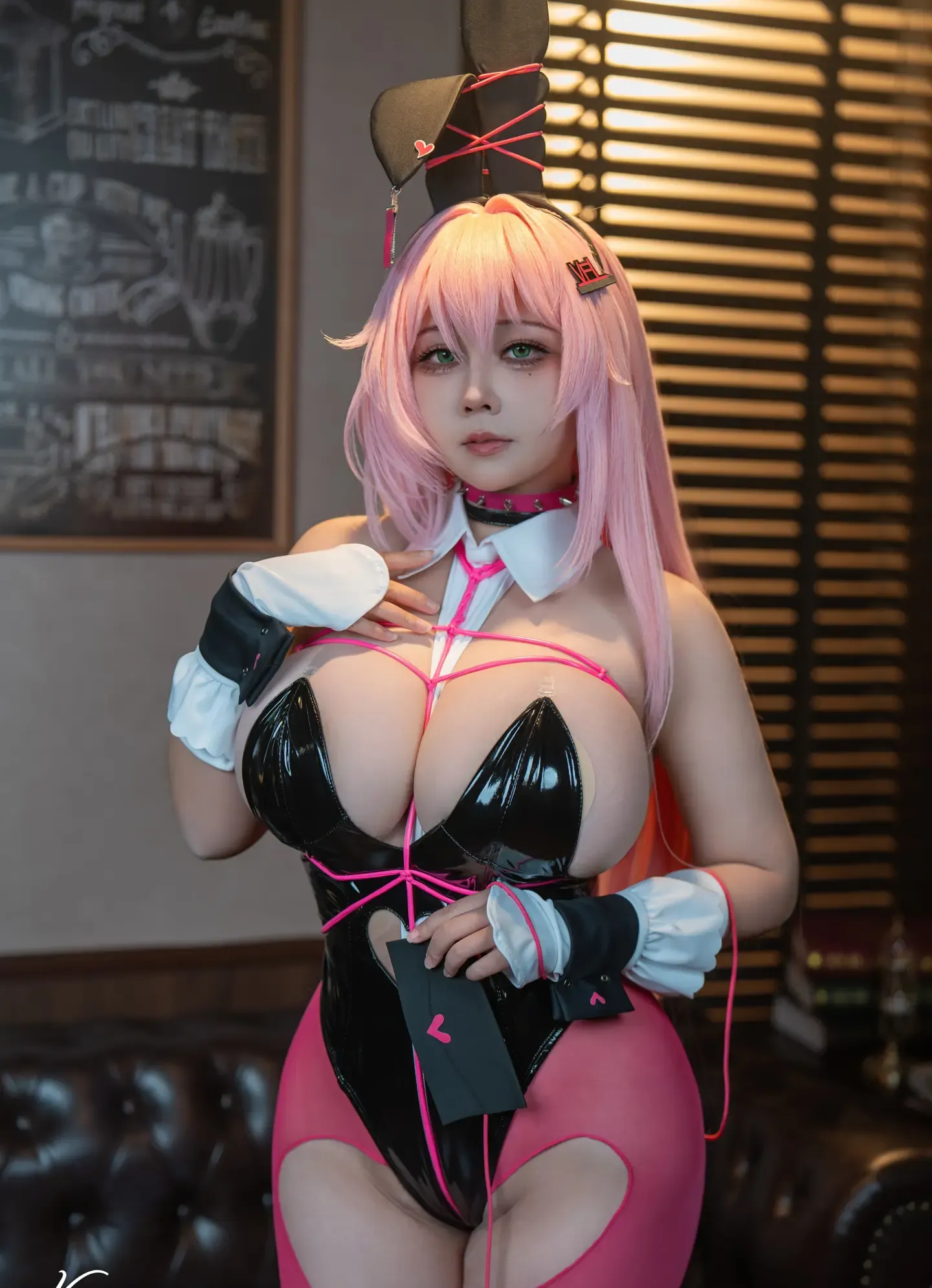 KANEKO咔喵 NIKKE 薇尔维特 兔女郎
