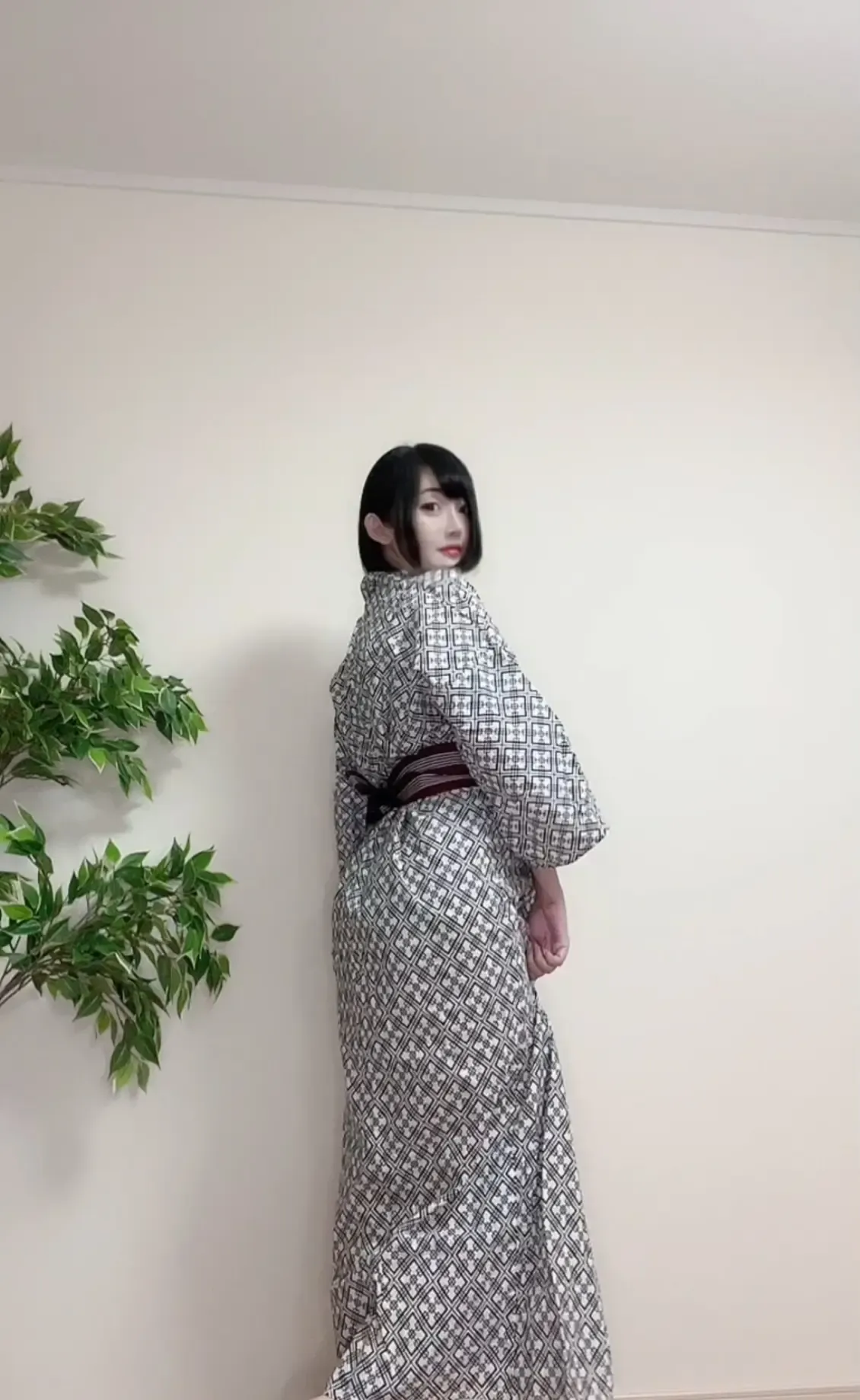 あやちゃも ちゃもの美脚日記 24年4月