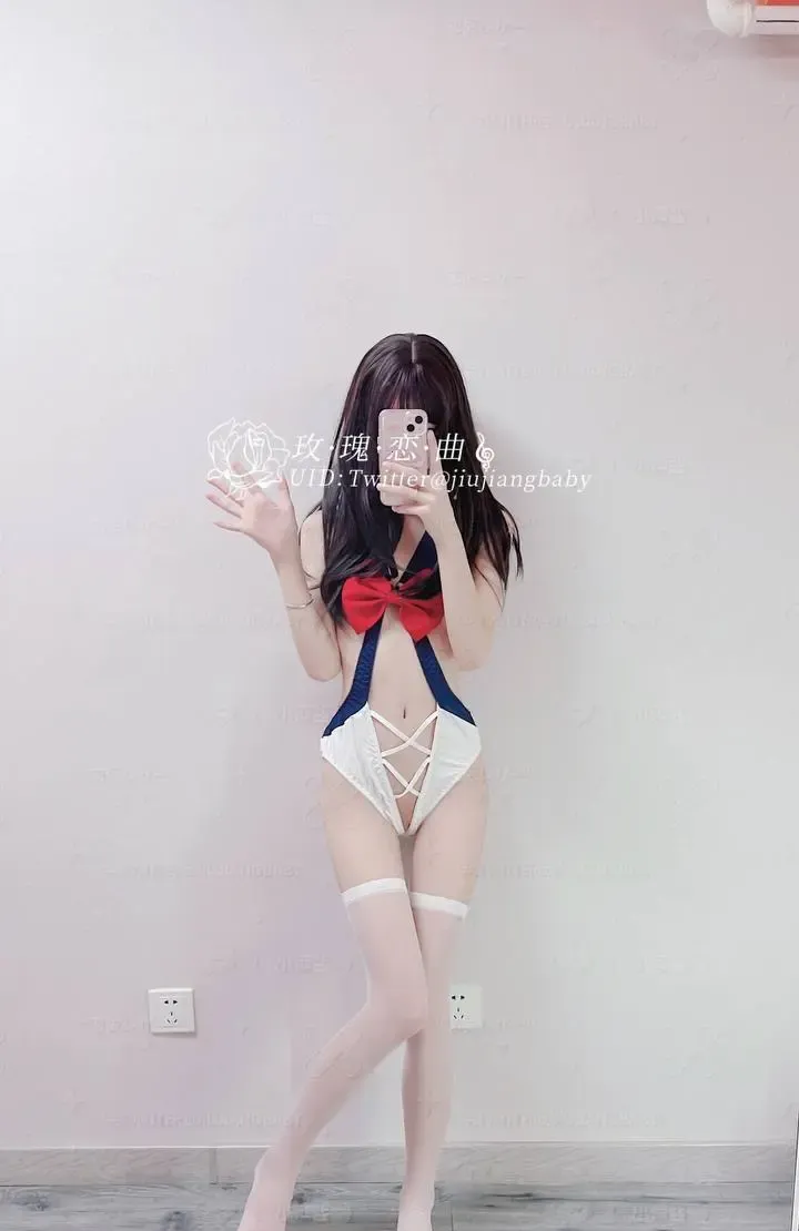 小酒酱 玫瑰恋曲 蝴蝶结情趣纯欲学姐