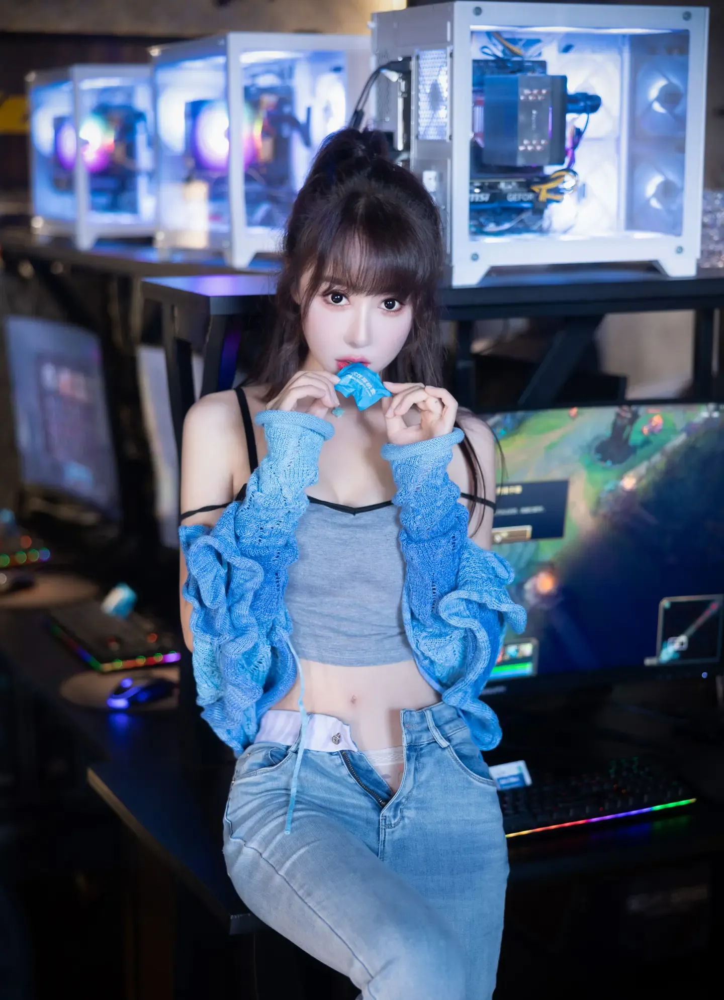 白笑笑 助力电竞