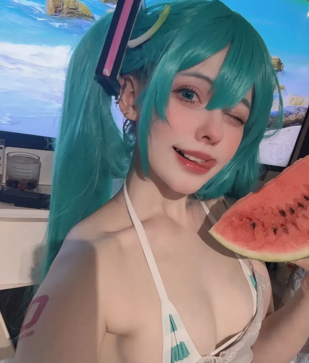 SayaScarlet Confy Miku