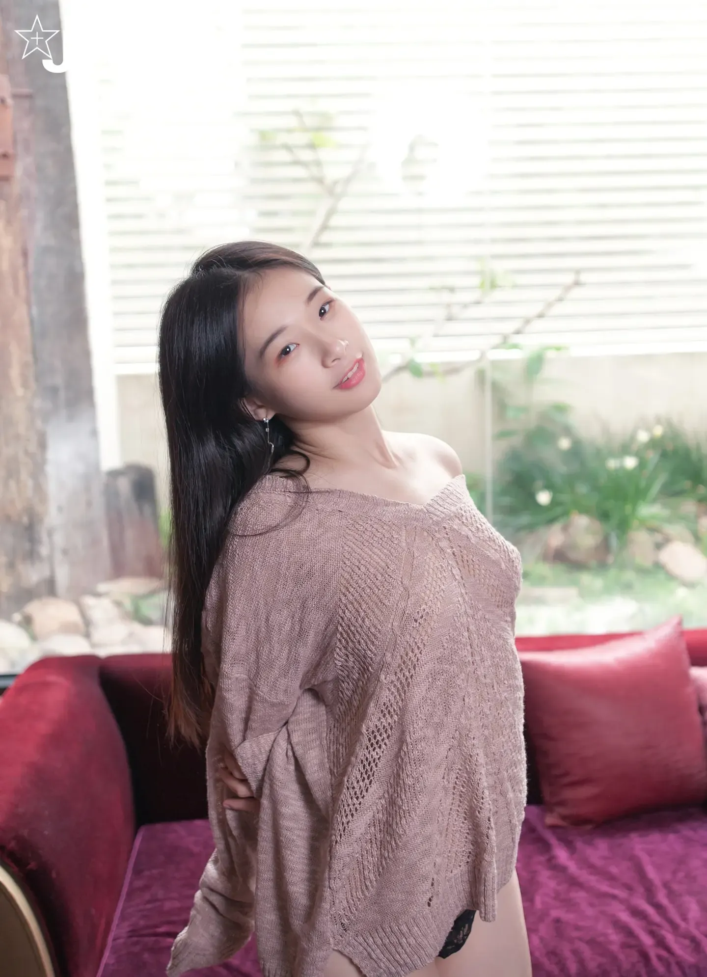 婕咪 幼嫩美乳首
