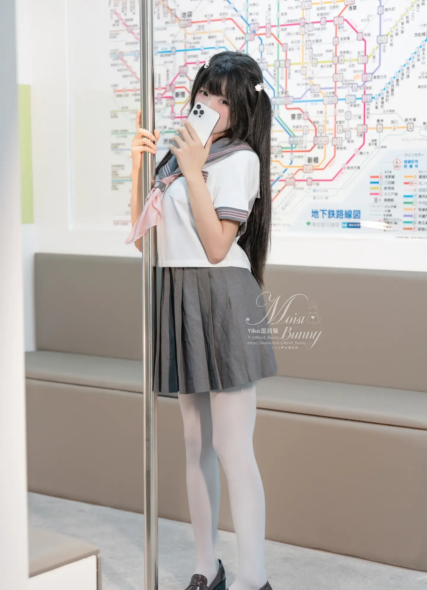 咬一口兔娘 地铁萌妹