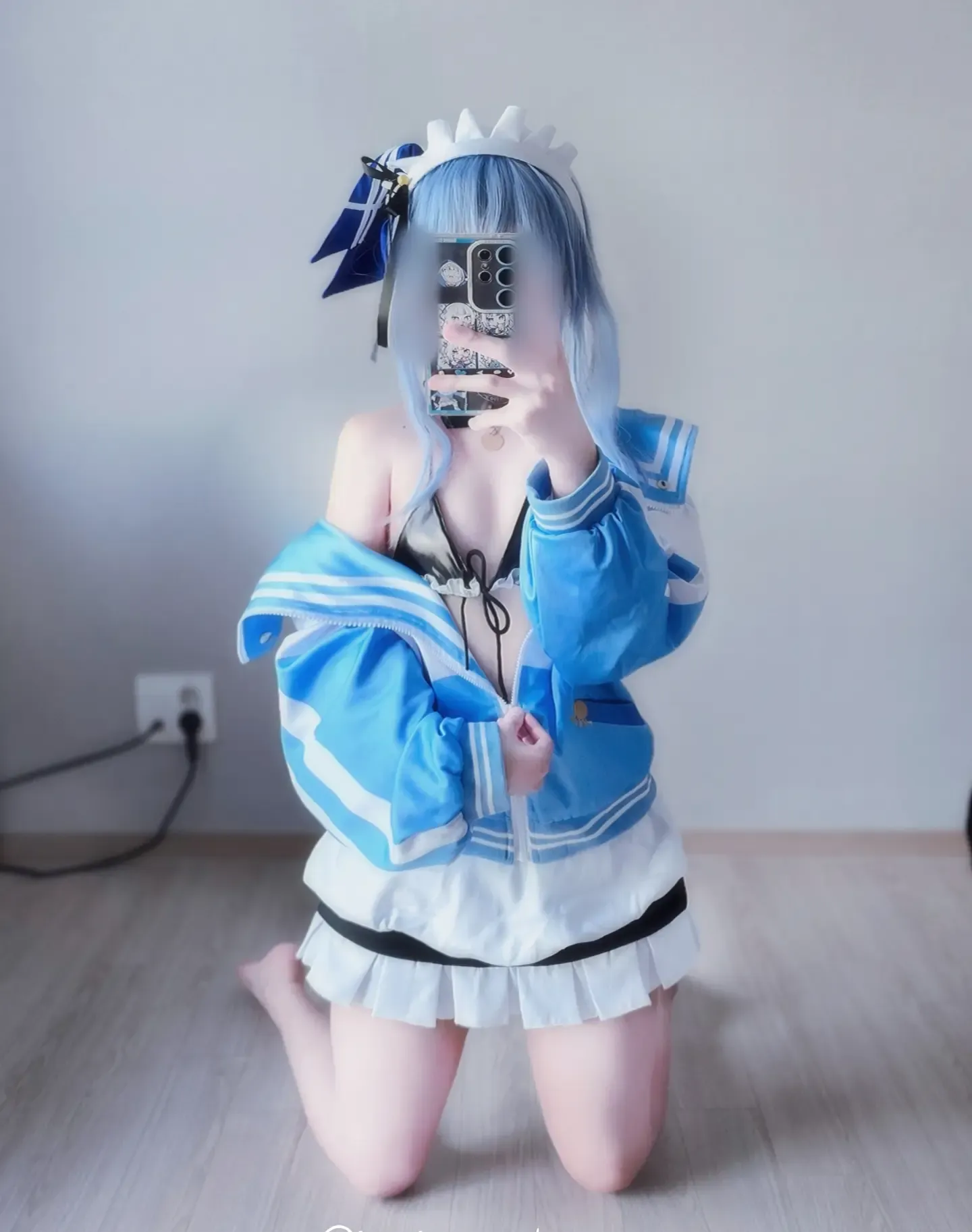IRURI Anchor Innocent Maid