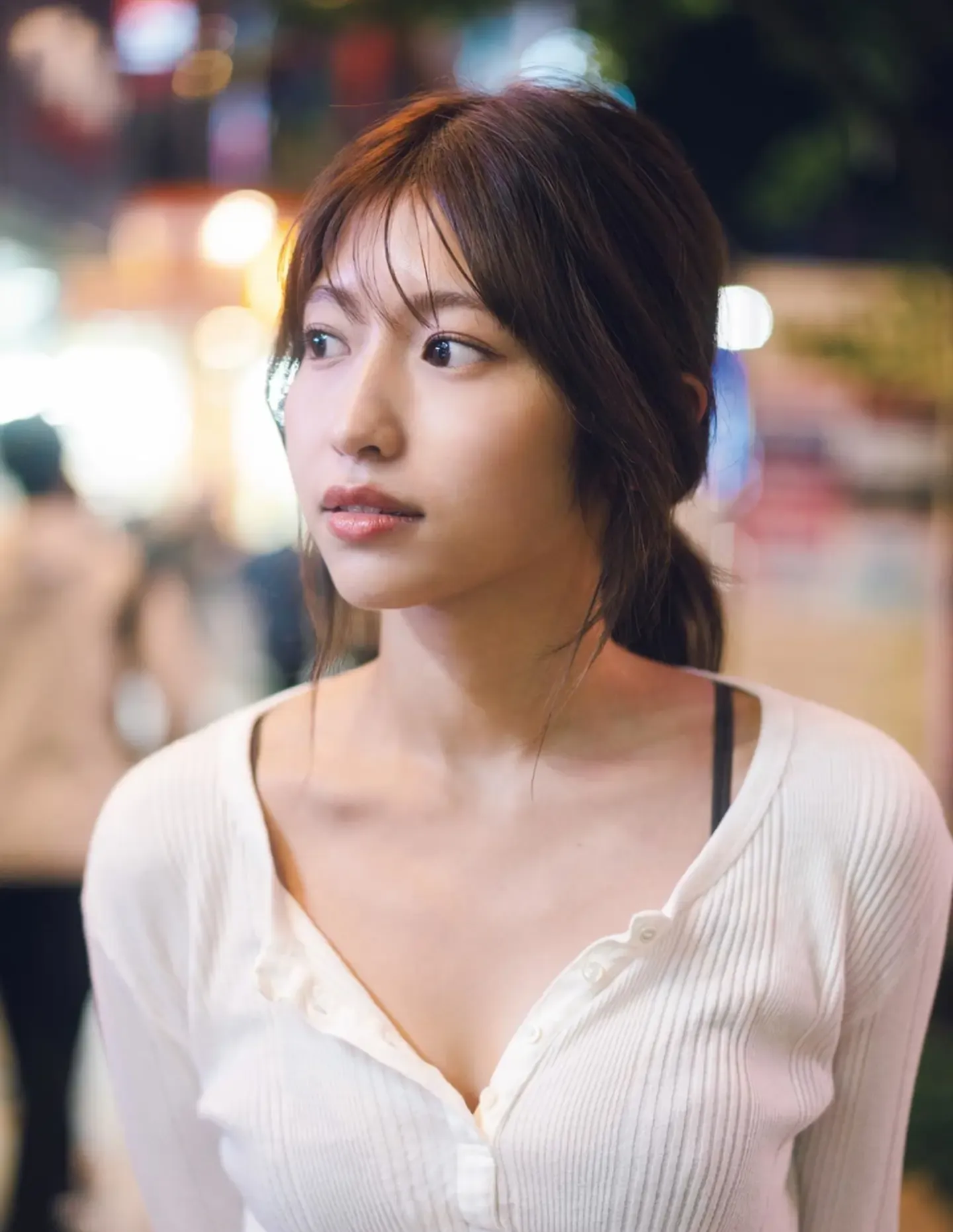 山下エミリー 1st写真集 SHY