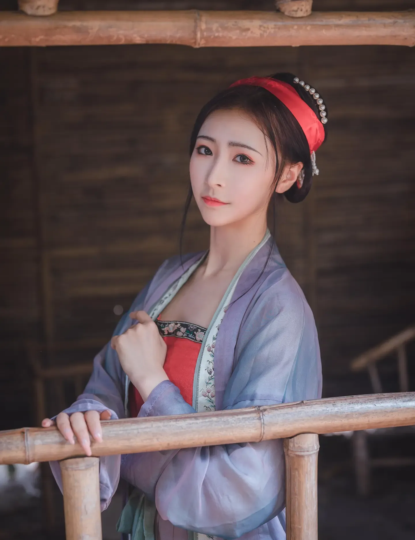 拿相机的执义 紫薇薇 汉服写真