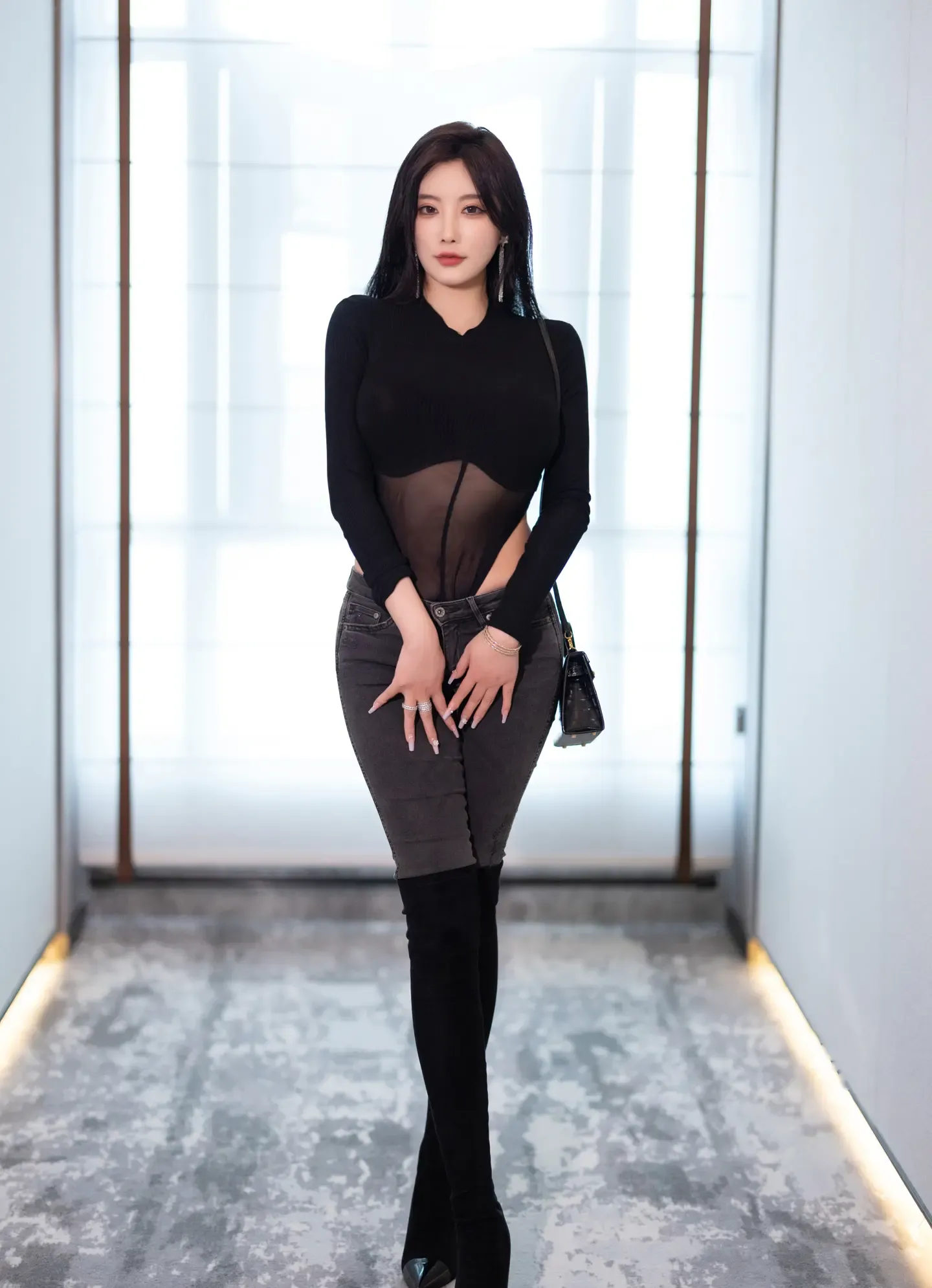 杨晨晨 连体渔网袜