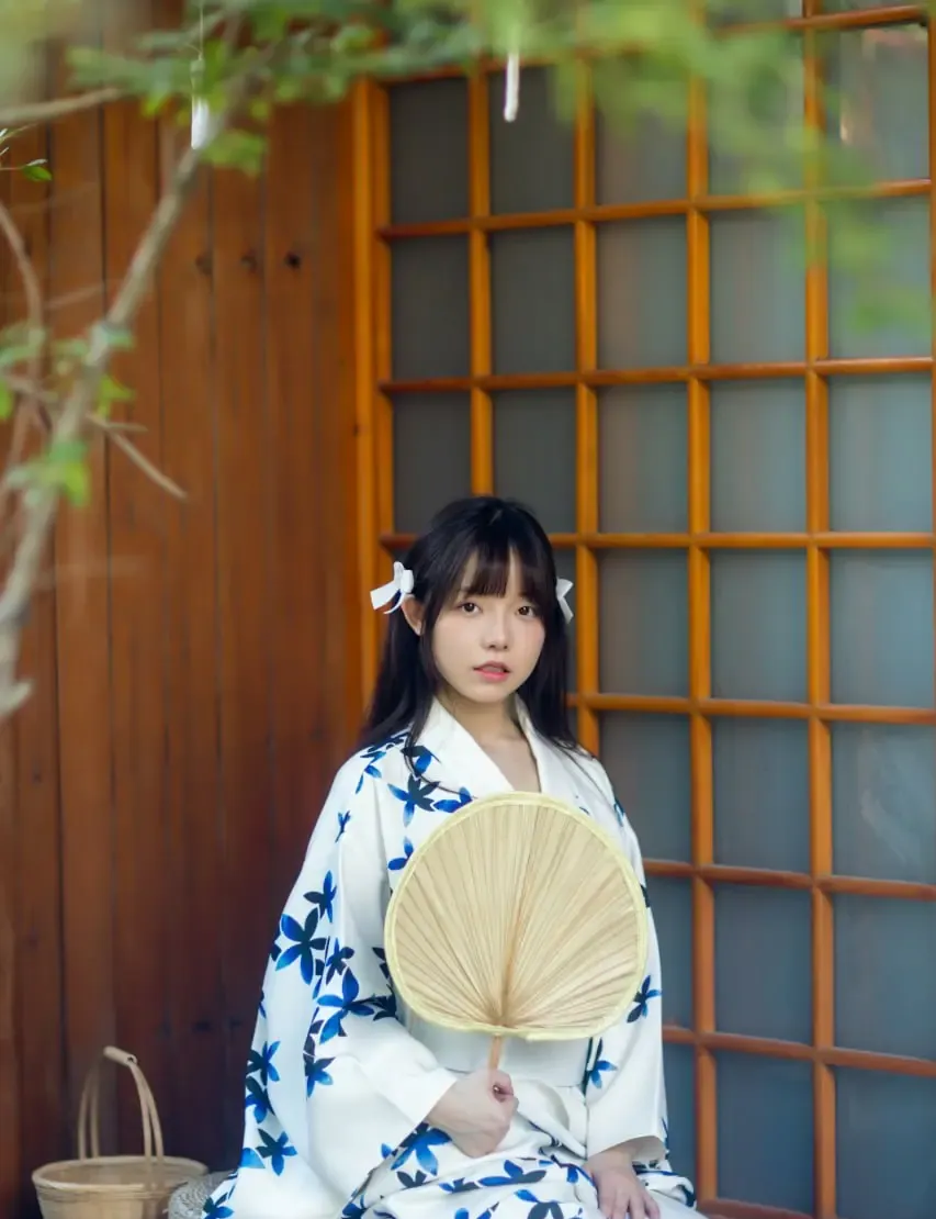 六味帝皇酱 夏日和服