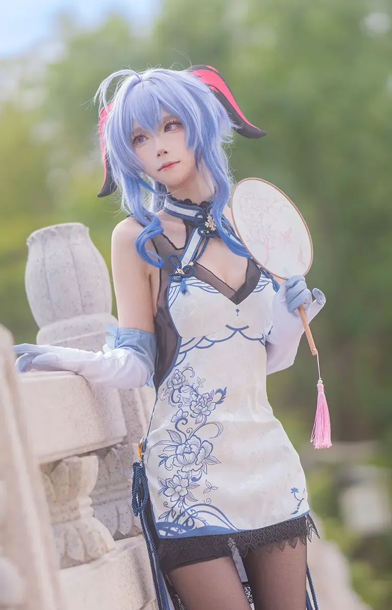 坂坂白 甘雨旗袍