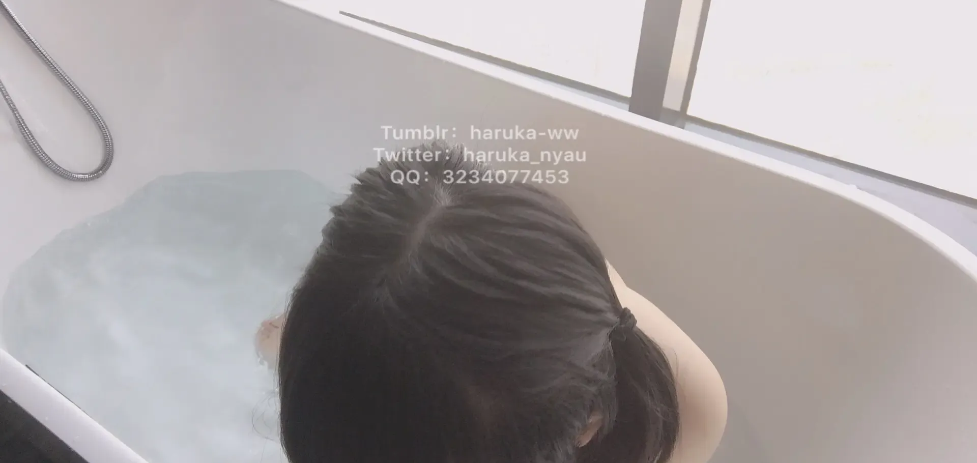 悠宝 浴缸嬉戏