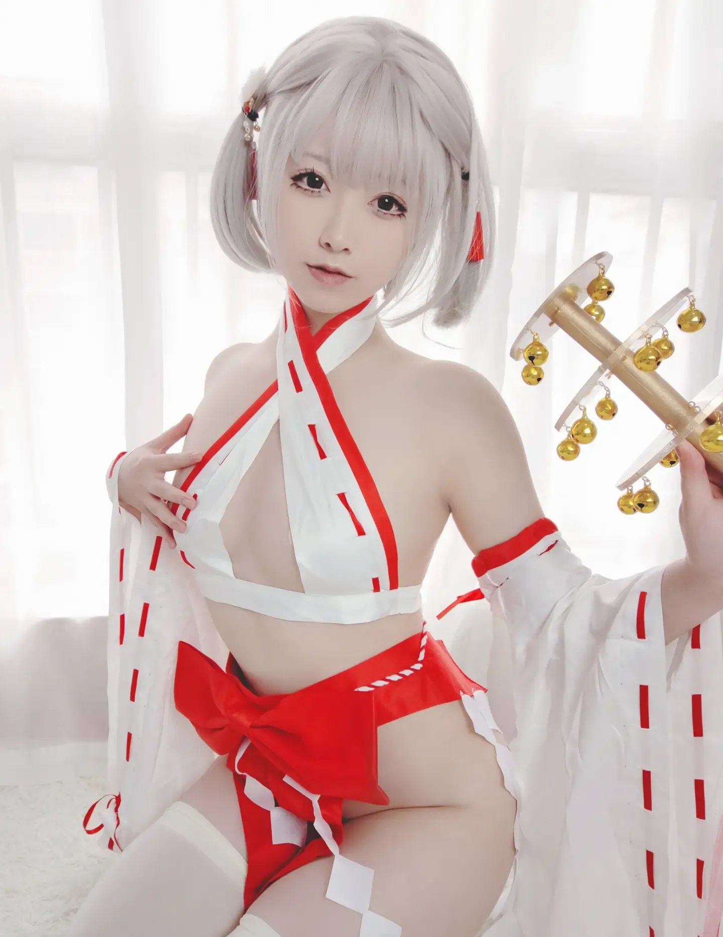 愛ちゃん 巫女服自拍