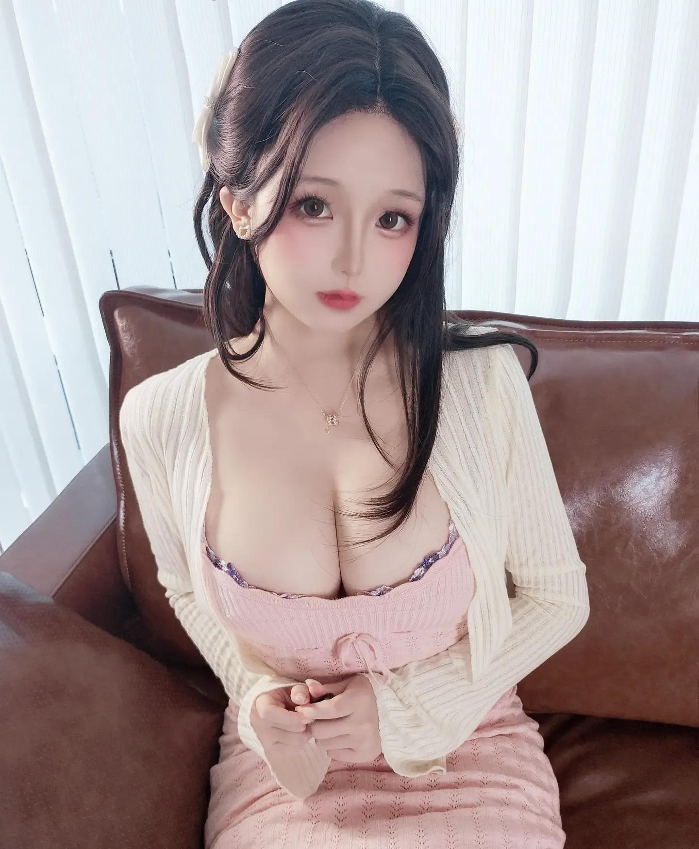日奈娇 钢琴老师