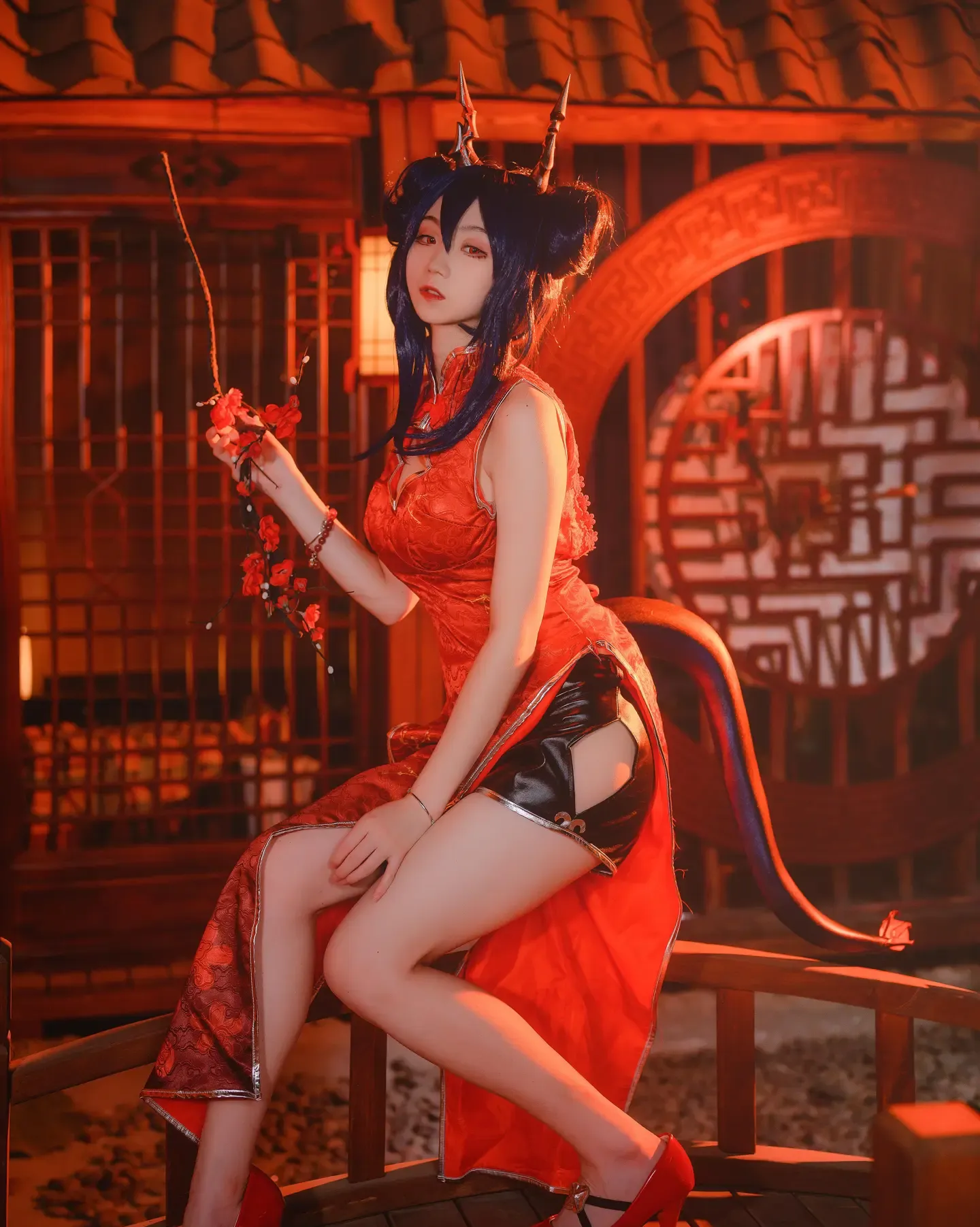 拿相机的执义 明日方舟 陈岁红霞