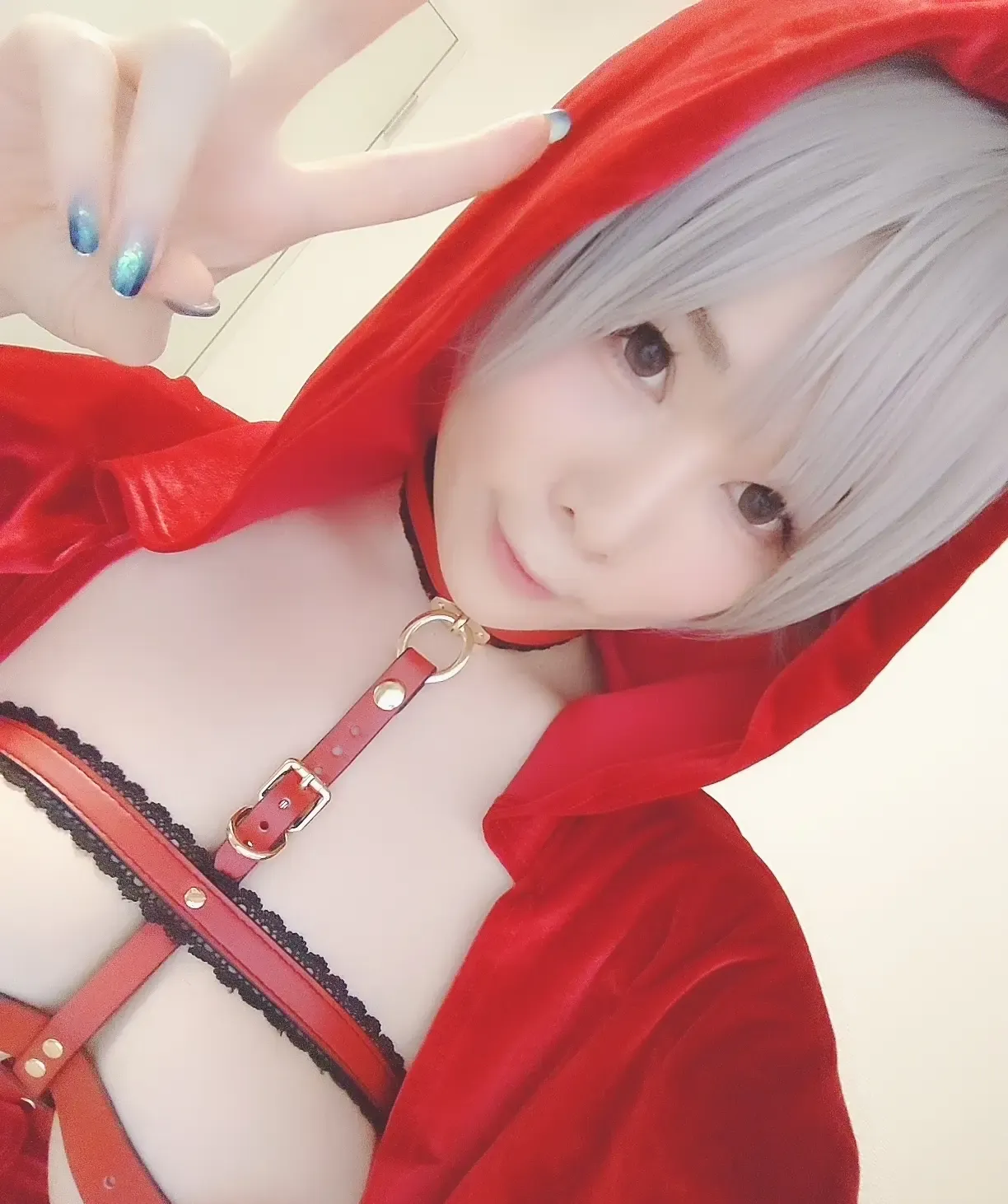 ゆい Red Riding Hood