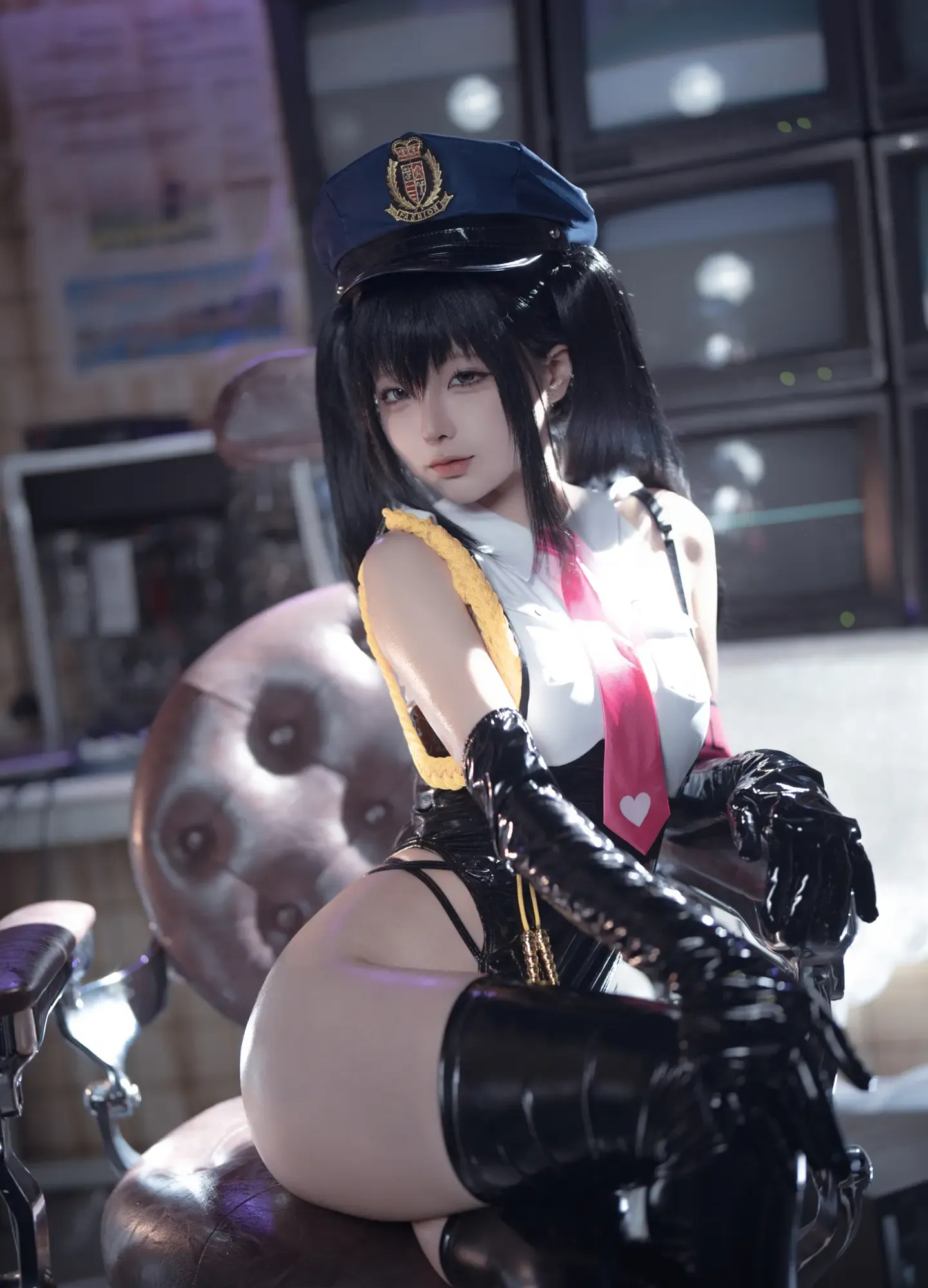蠢沫沫 沙希女警