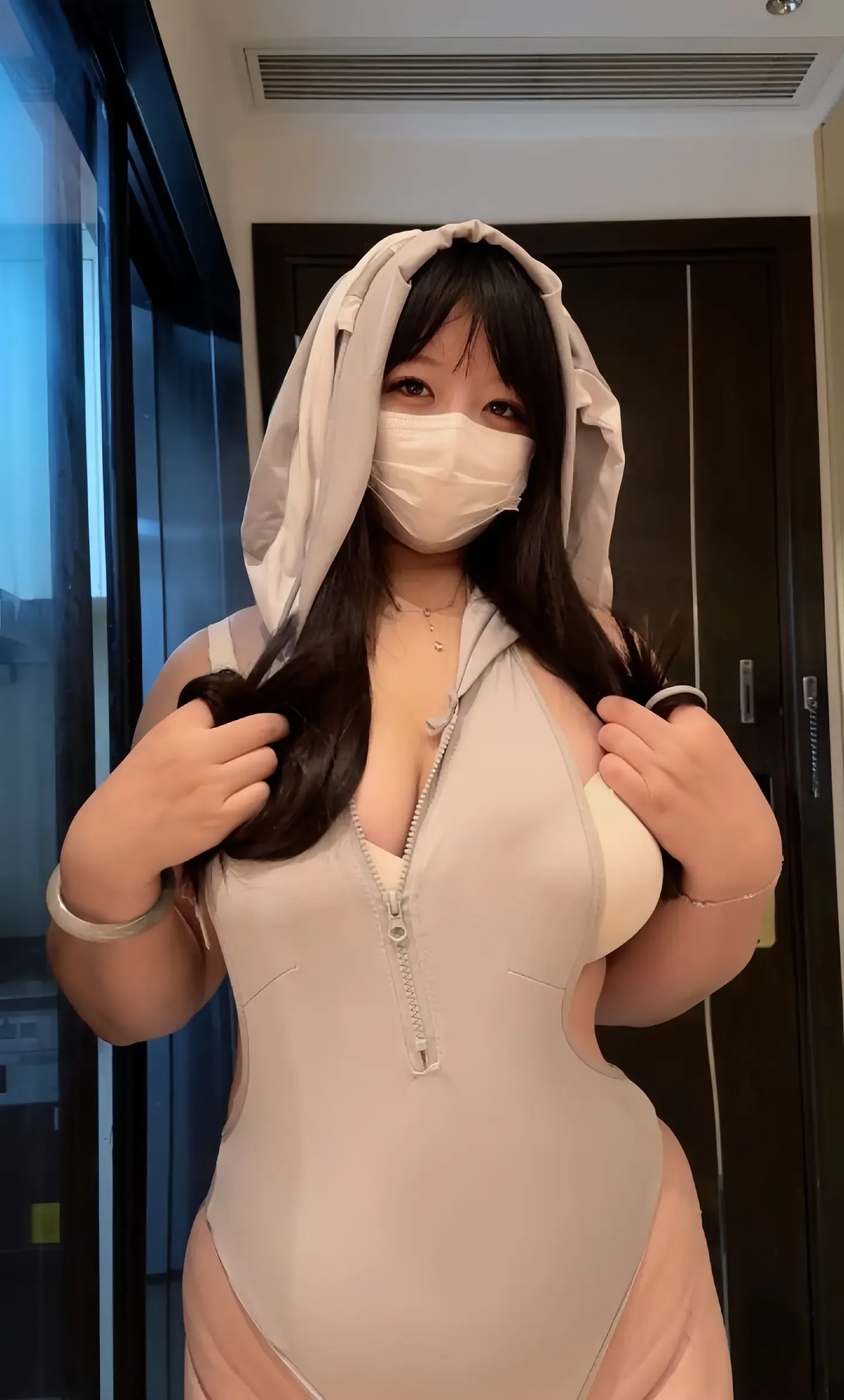 智惠姐姐 情趣连体粉嫩丁