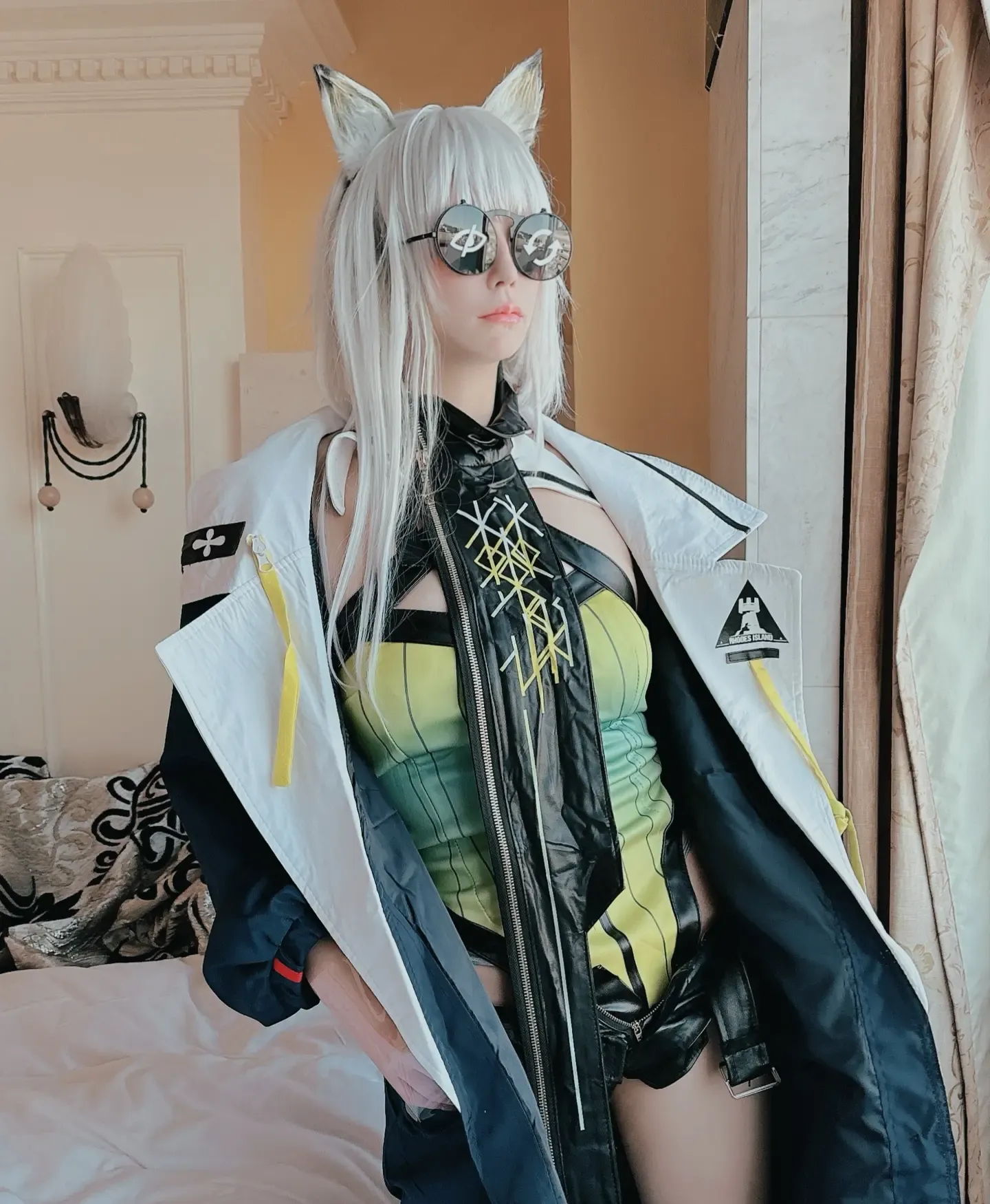 林檎蜜紀 アクナイ💚コートのはスケスケえっちレオタードケルシー先生