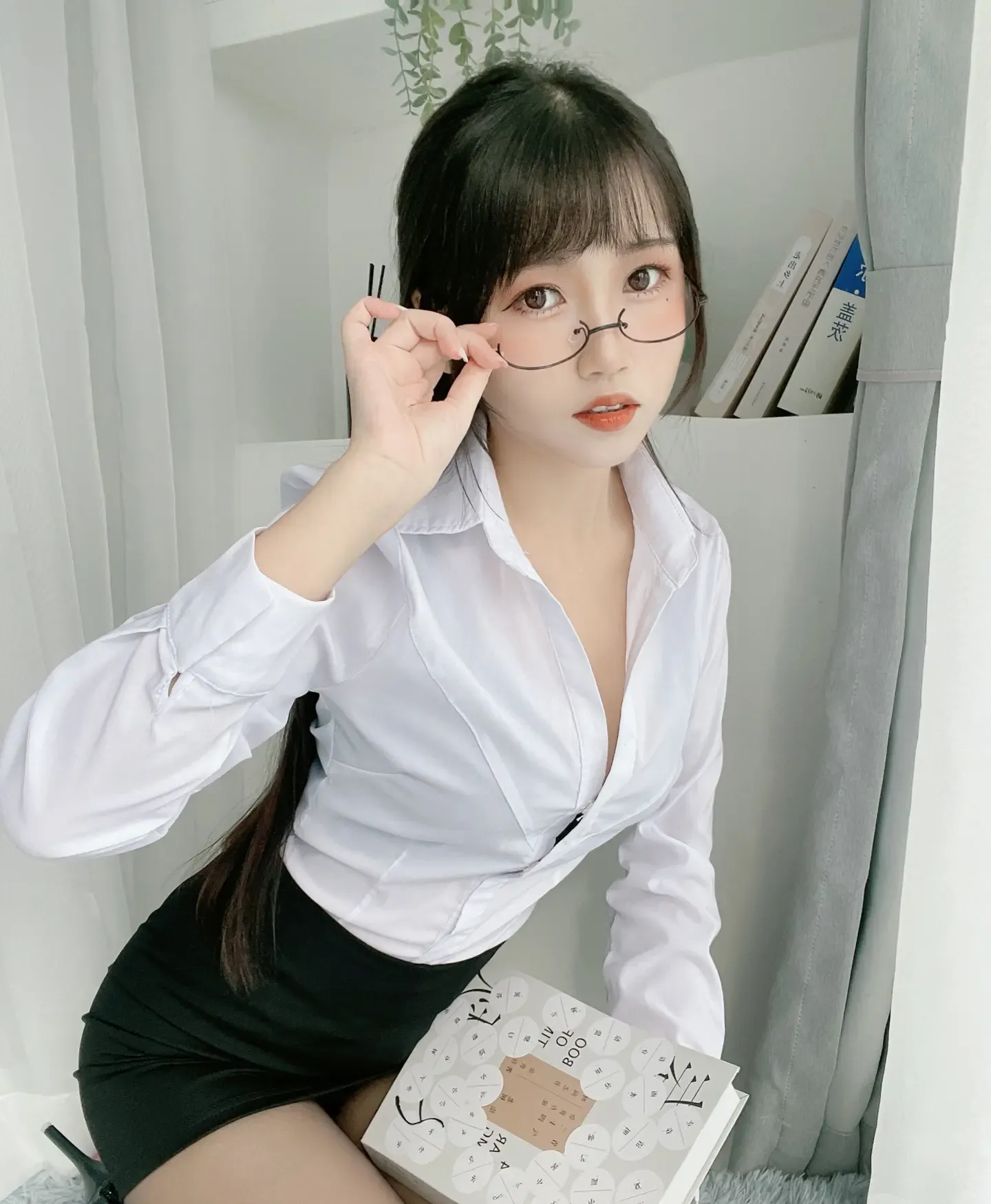 不呆猫 黑丝包臀OL
