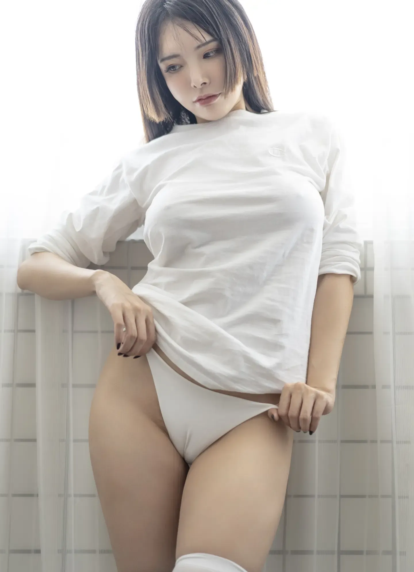 秋和柯基 洗衣房的室友姐姐