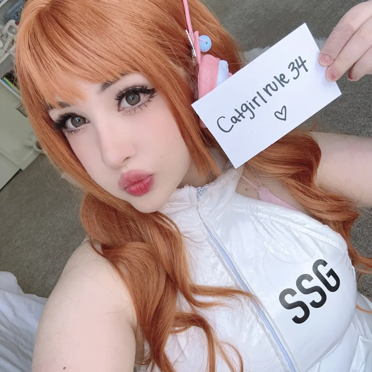 Junkenstein Nami selfies