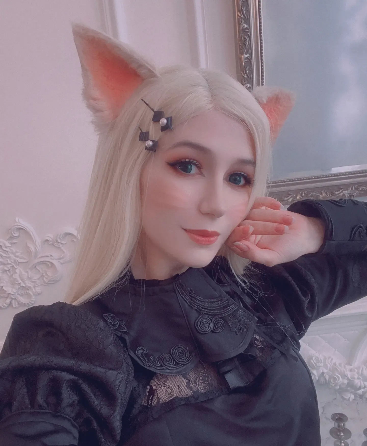 MikAllen Ahri
