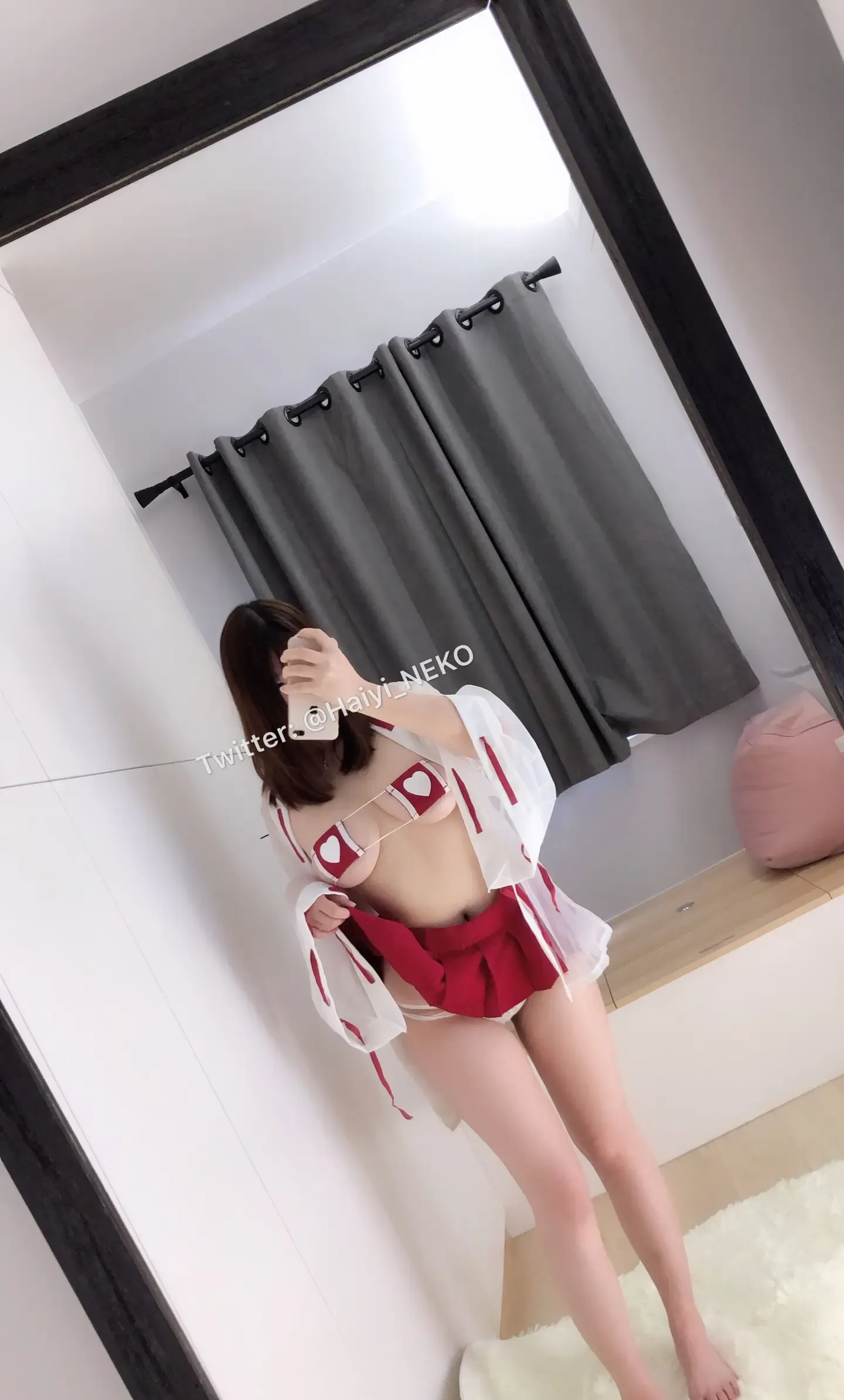 是一只废喵了 爱发电 巫女