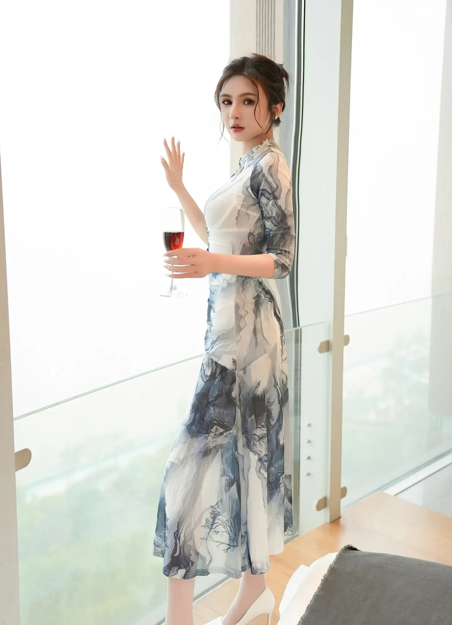 Emily尹菲 XiuRen秀人网 2024.05.23 NO.8587