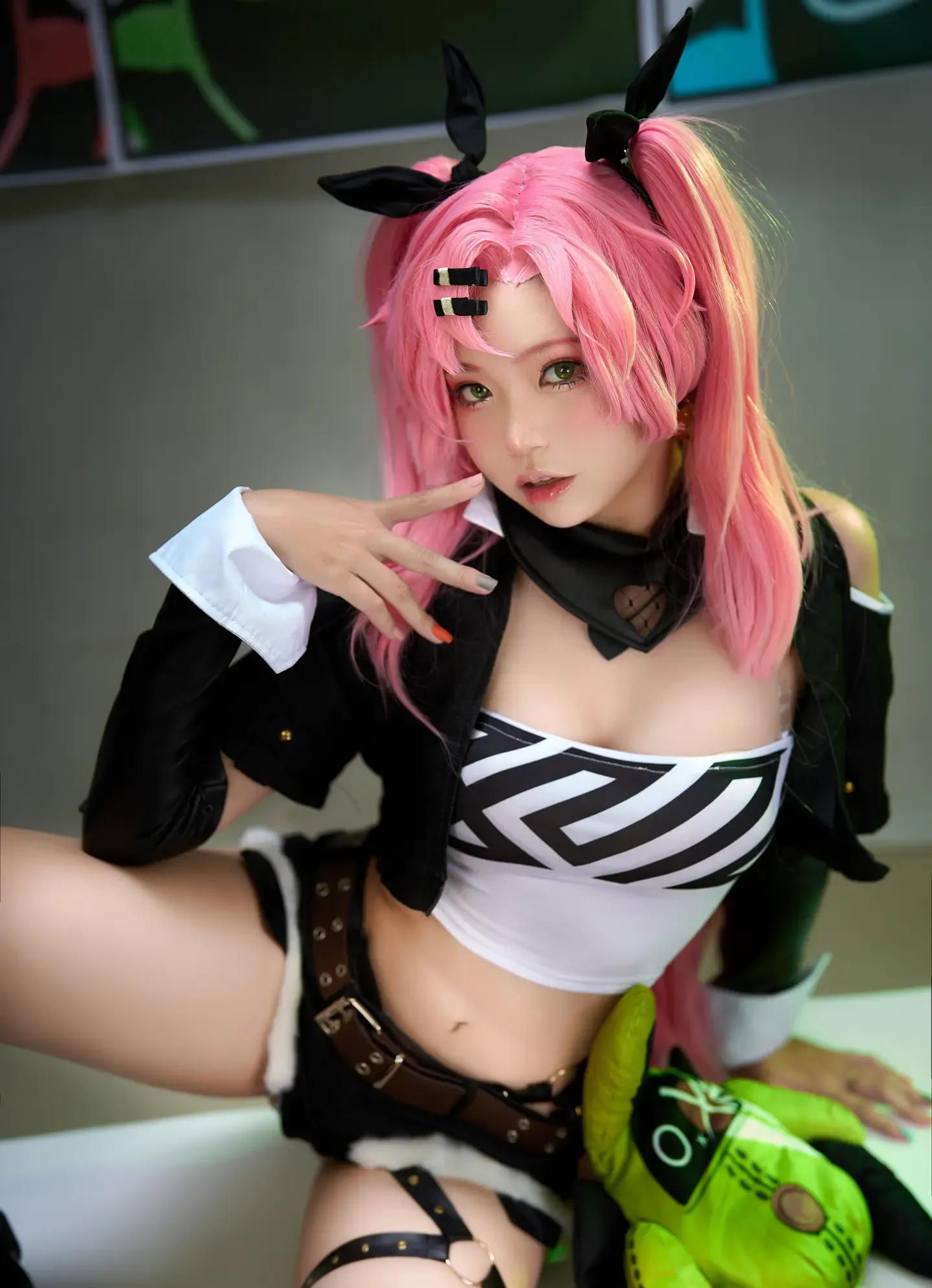 ZinieQ Nicole Demara