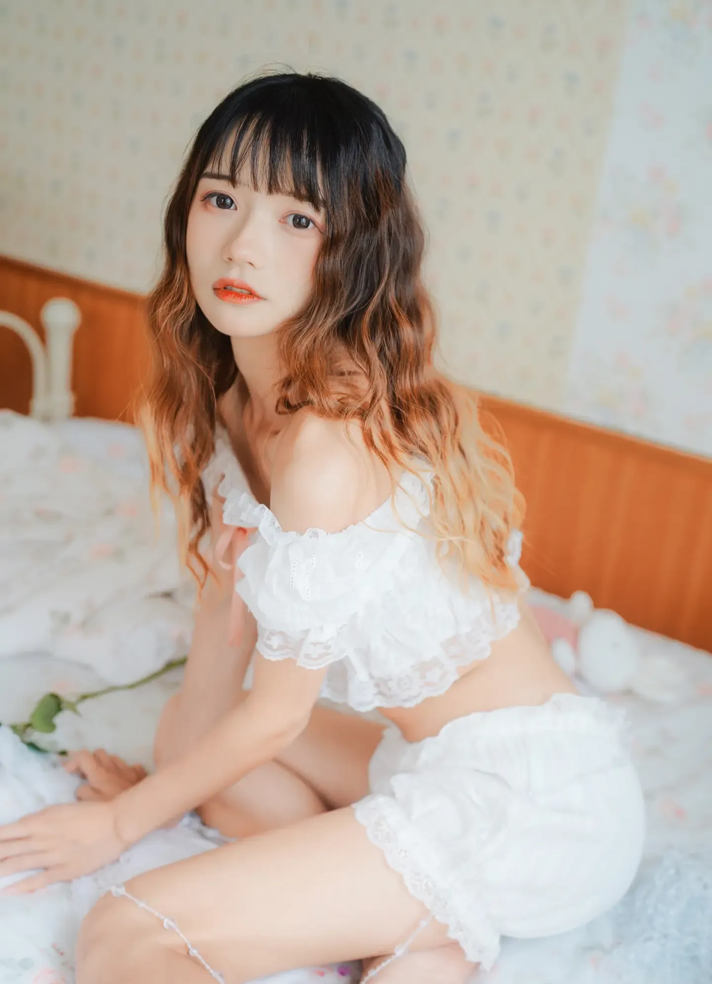 兔子Zzz不吃胡萝卜 2022.04.22 居家少女
