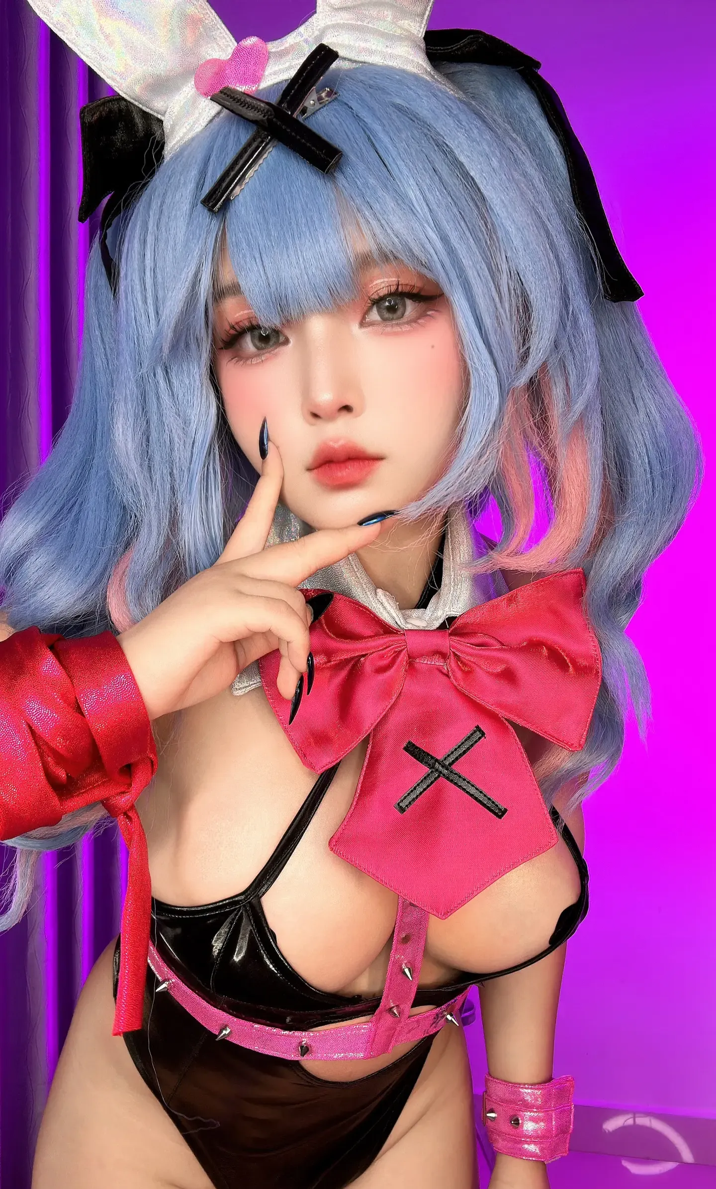 SayoMomo Rabbit Hole