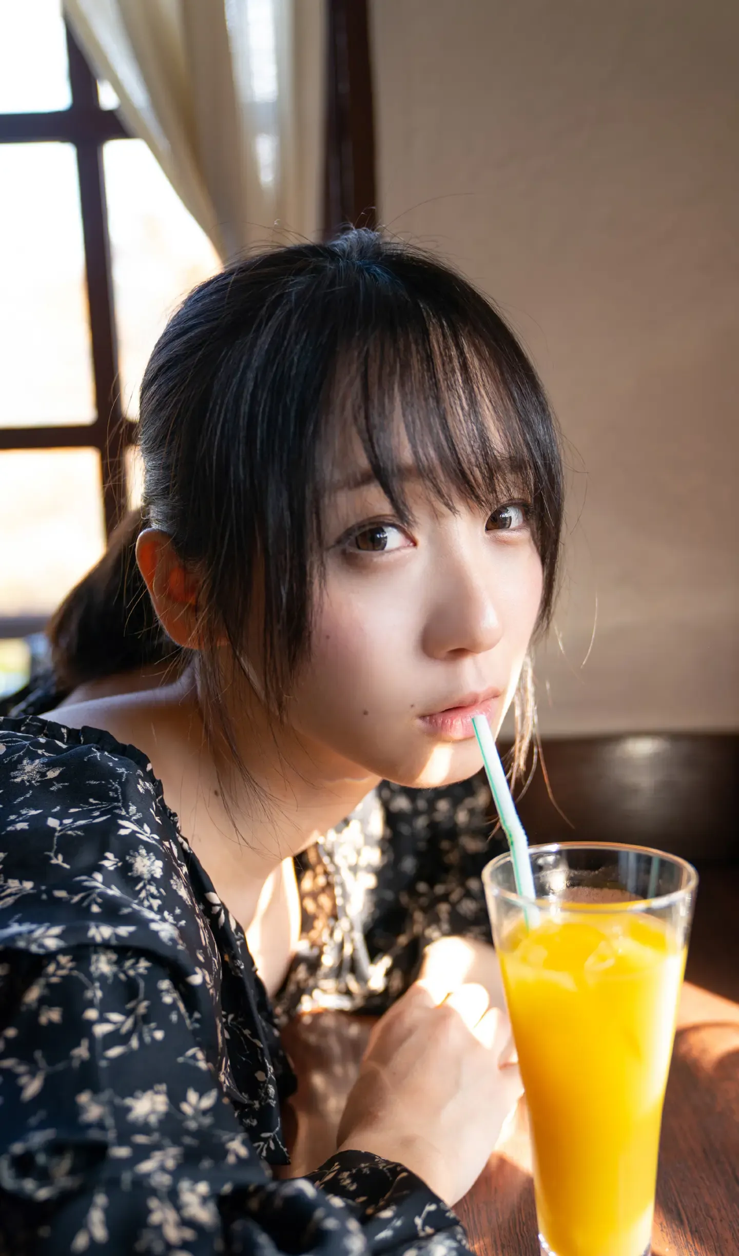 伊织萌 伊織もえ 君と温泉写真集
