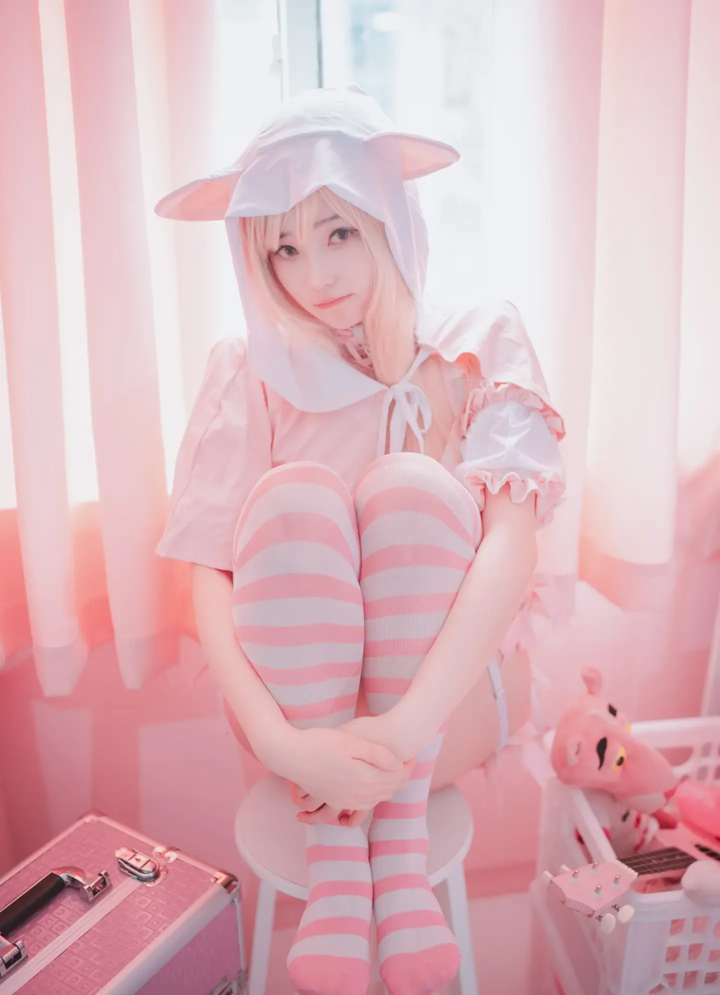 Bambi 밤비 DJAWA Ángel de Rosa