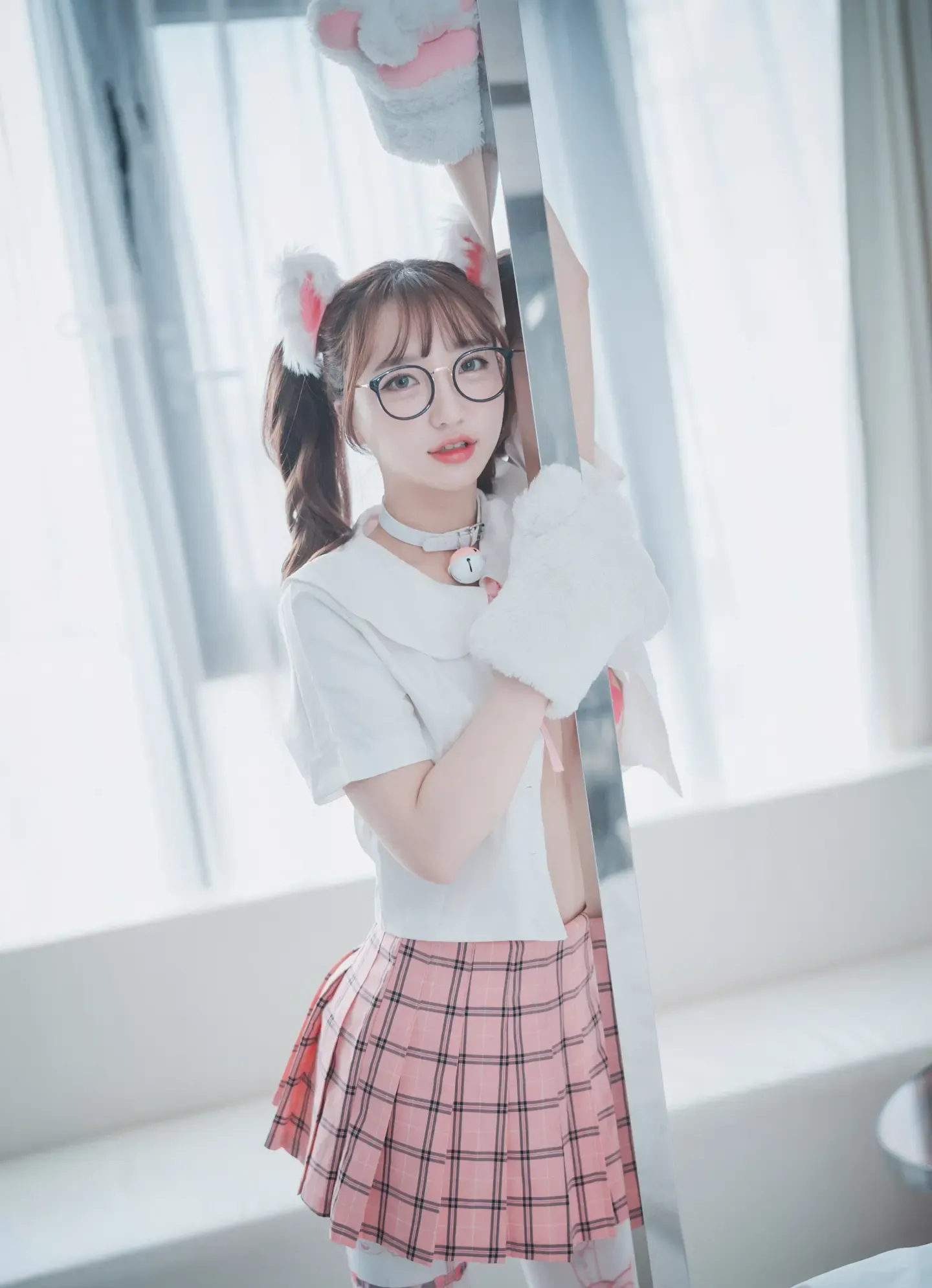 SonYeEun 손예은 DJAWA Cute Pink