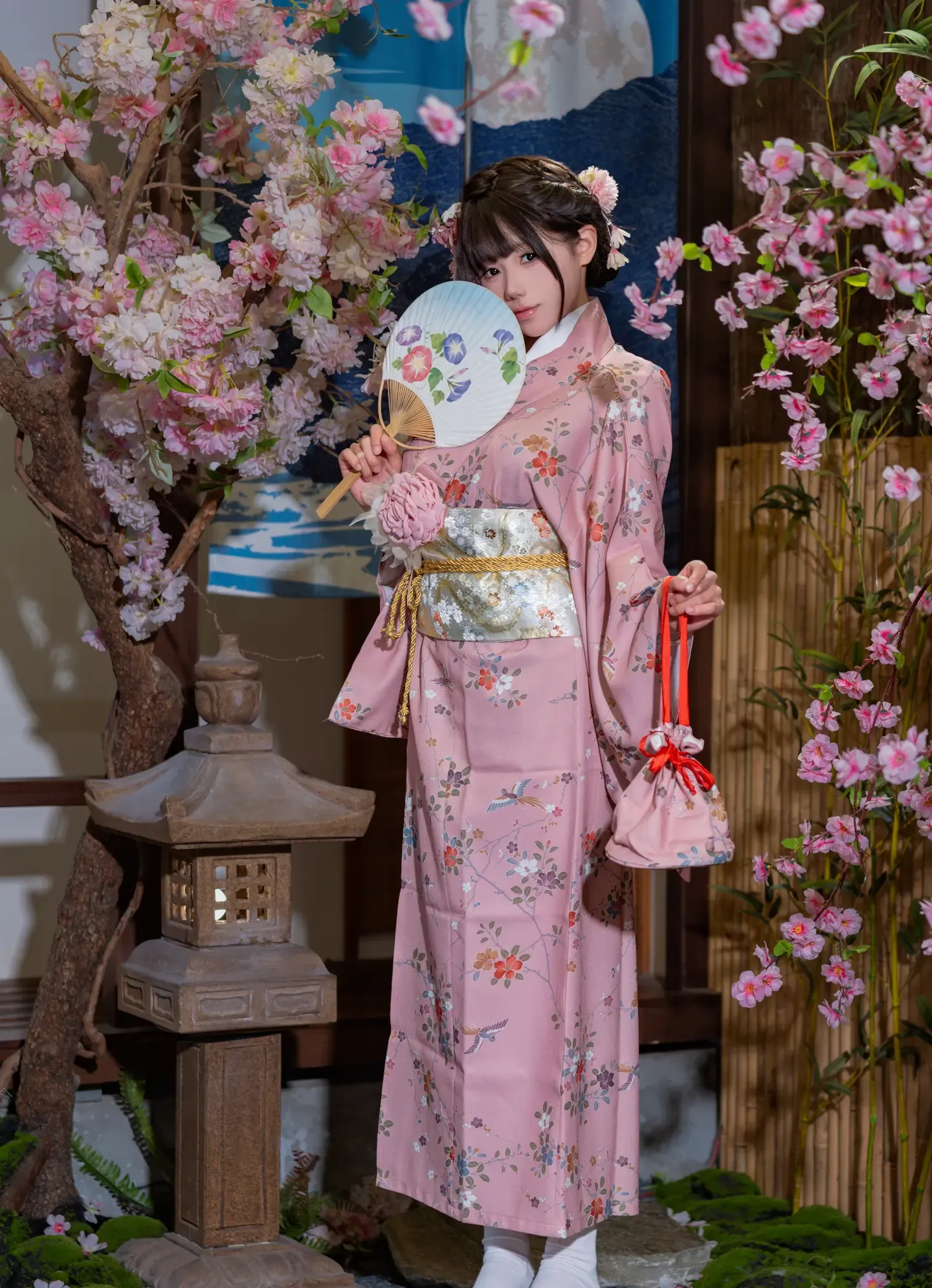 咬一口兔娘 温泉の女将 燕无歇