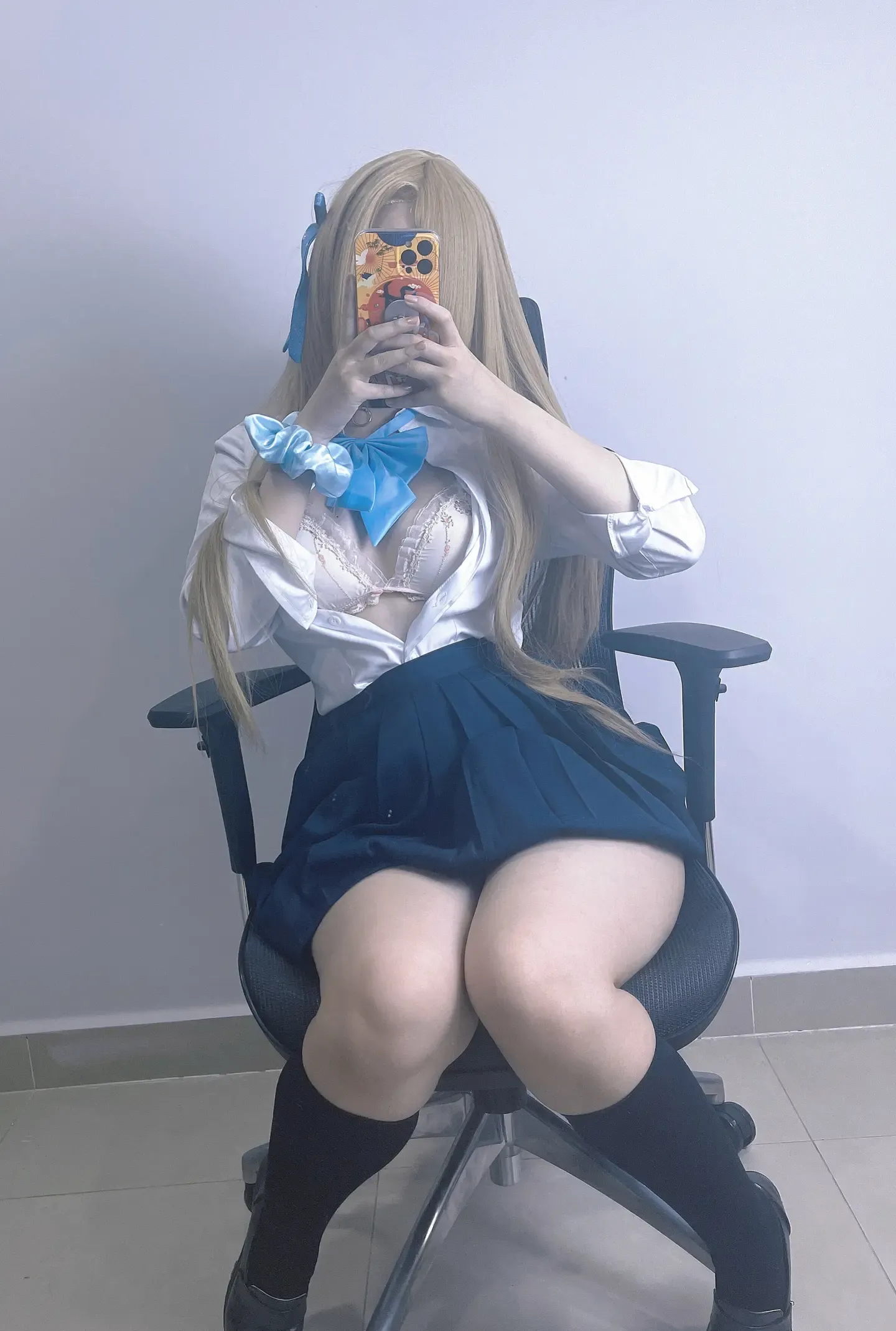 Peachuu Asuna School