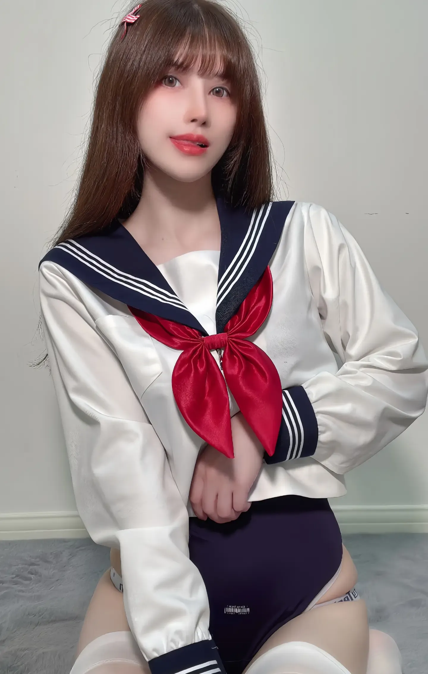 鹿八岁 白丝水手服