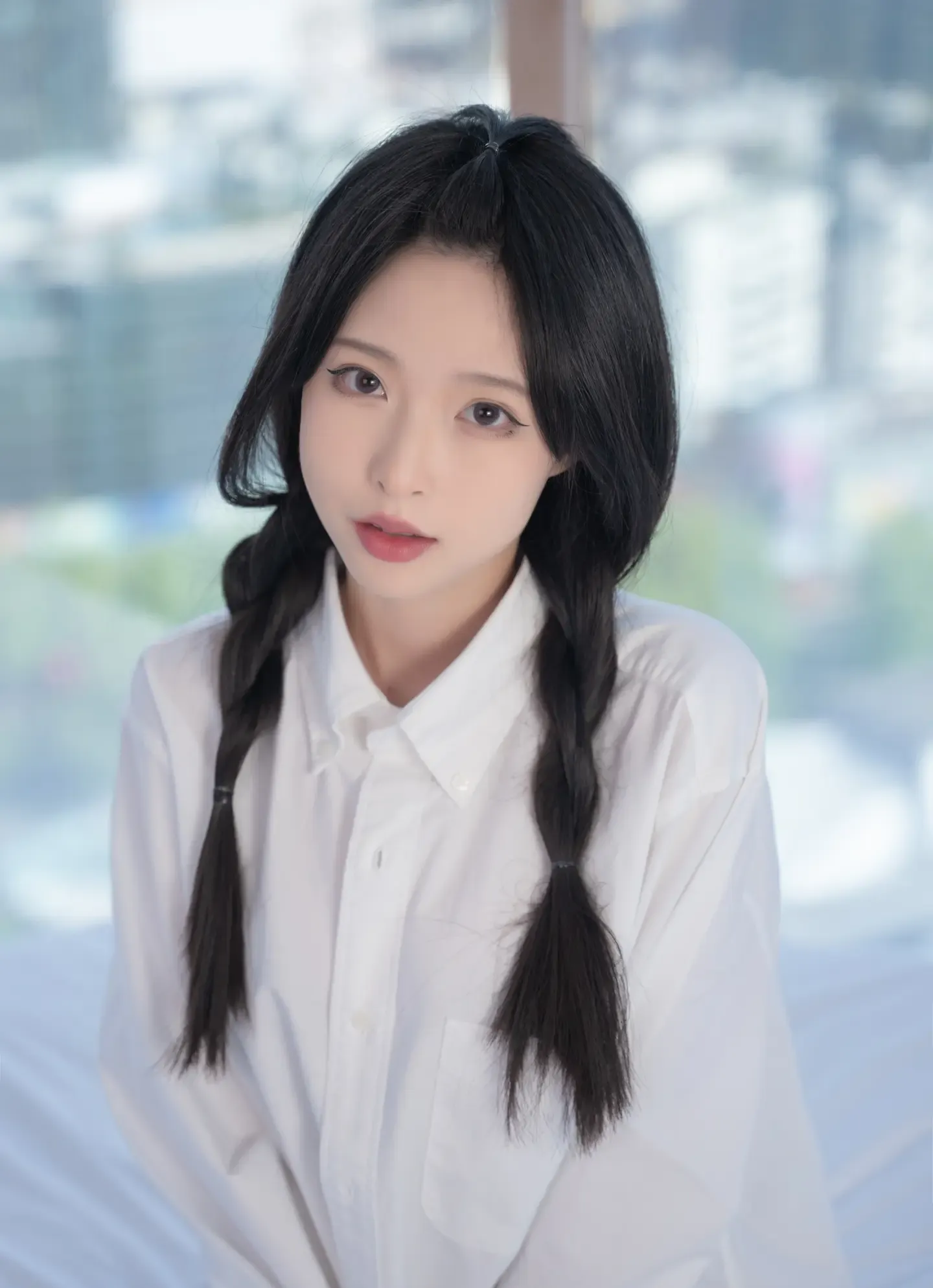 清水由乃 衬衣