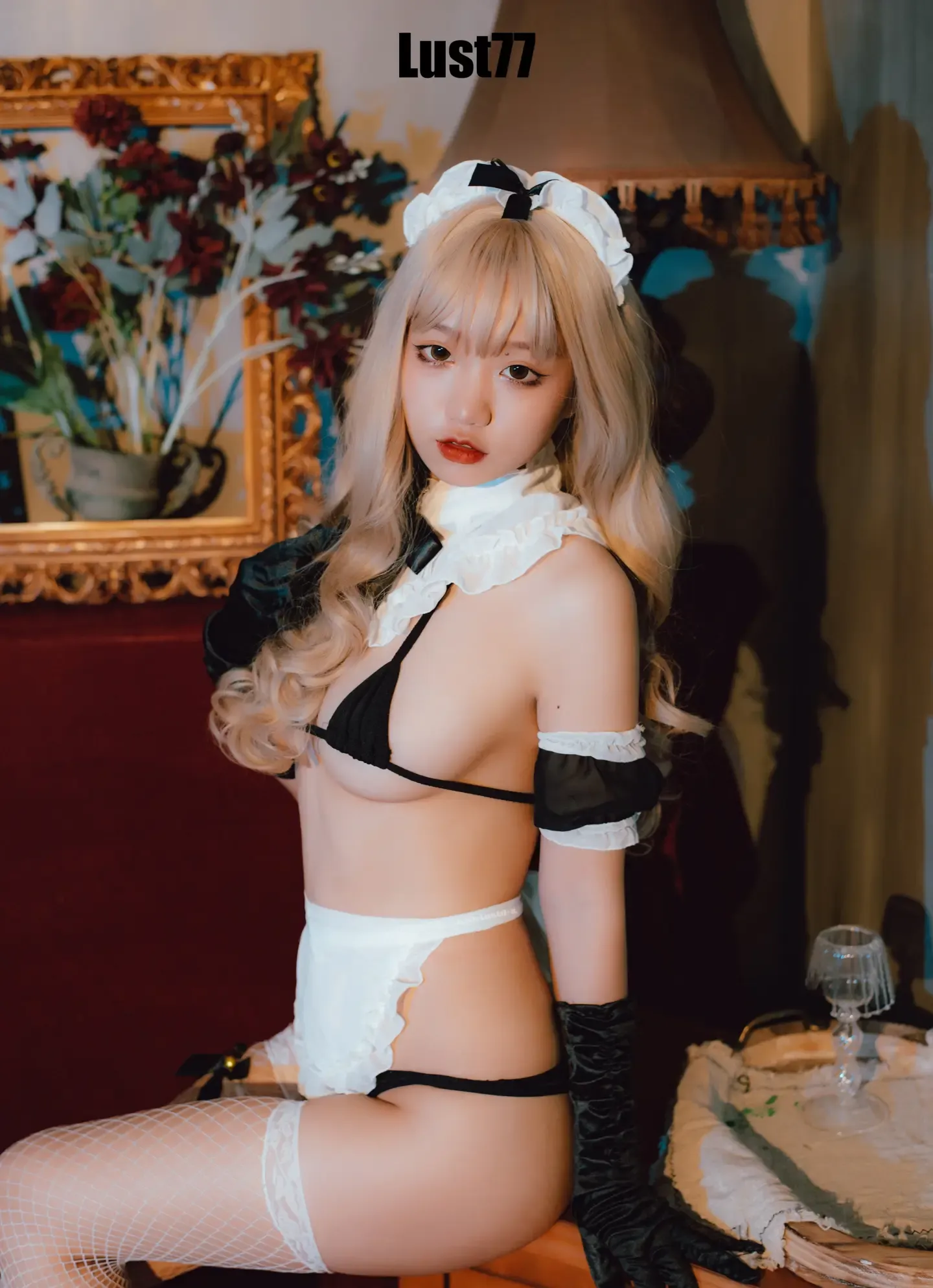 柒柒不可爱 比基尼女仆