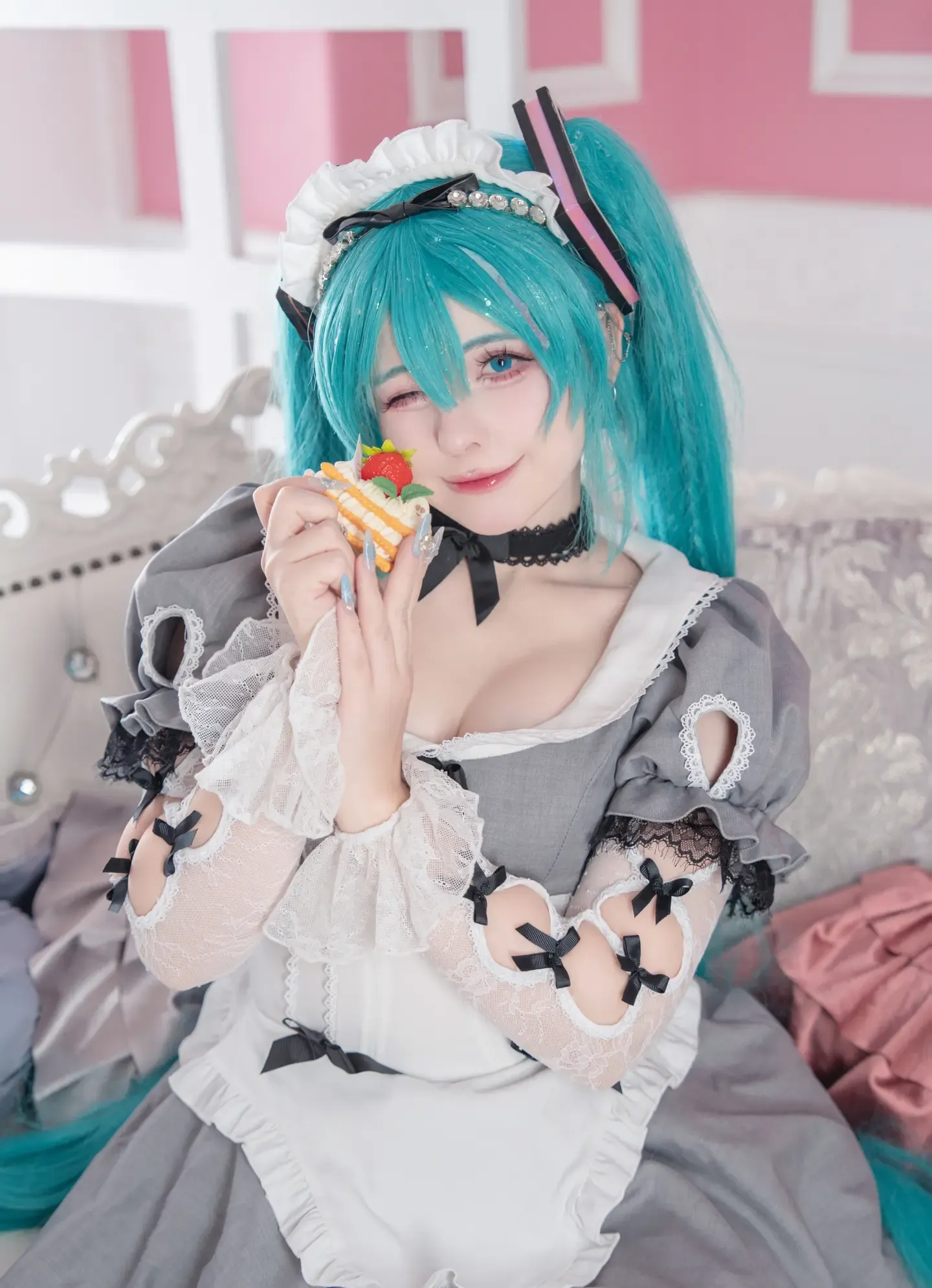 SayaScarlet Maid Miku