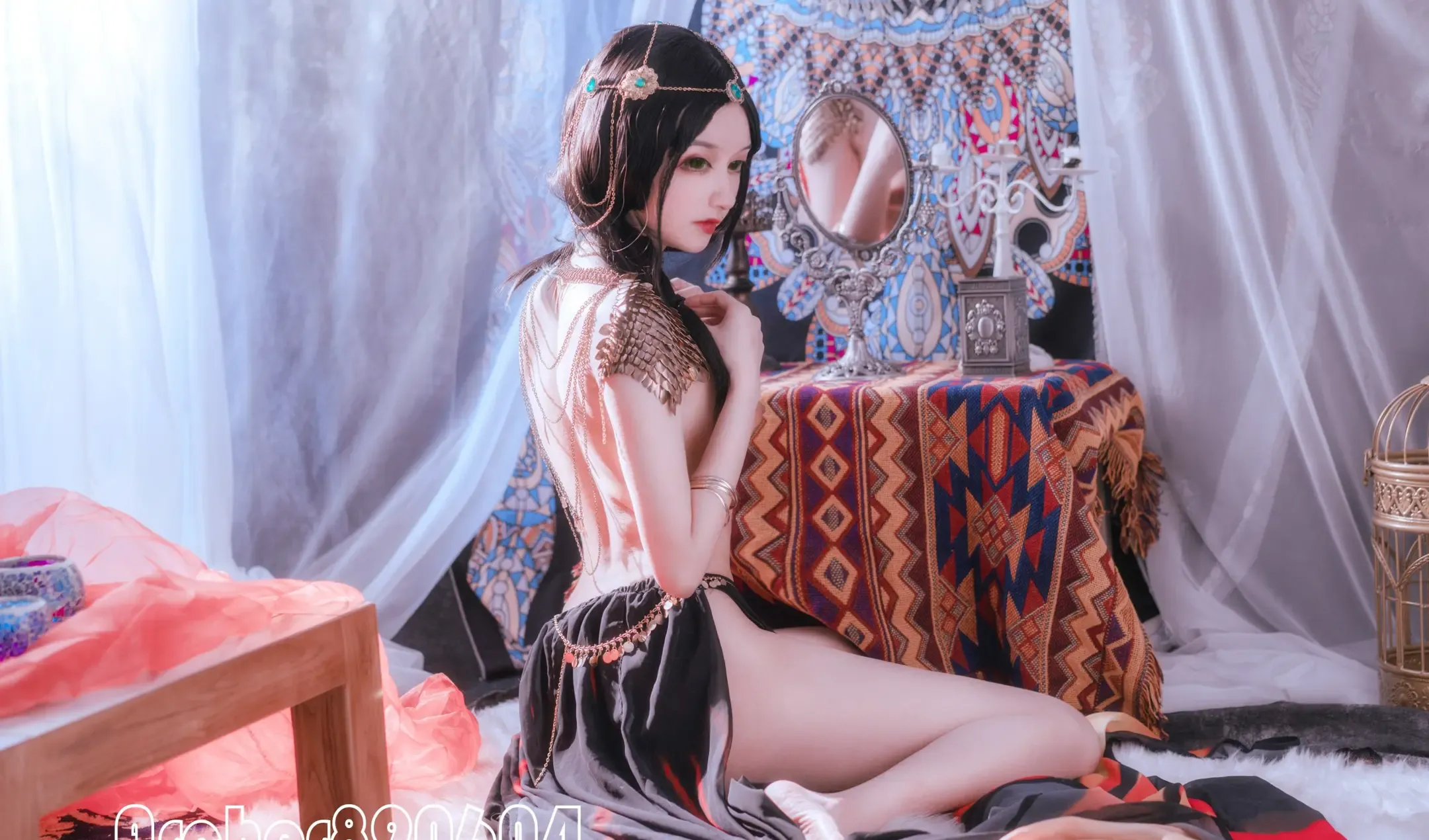 黄金二逼王 绿洲舞娘