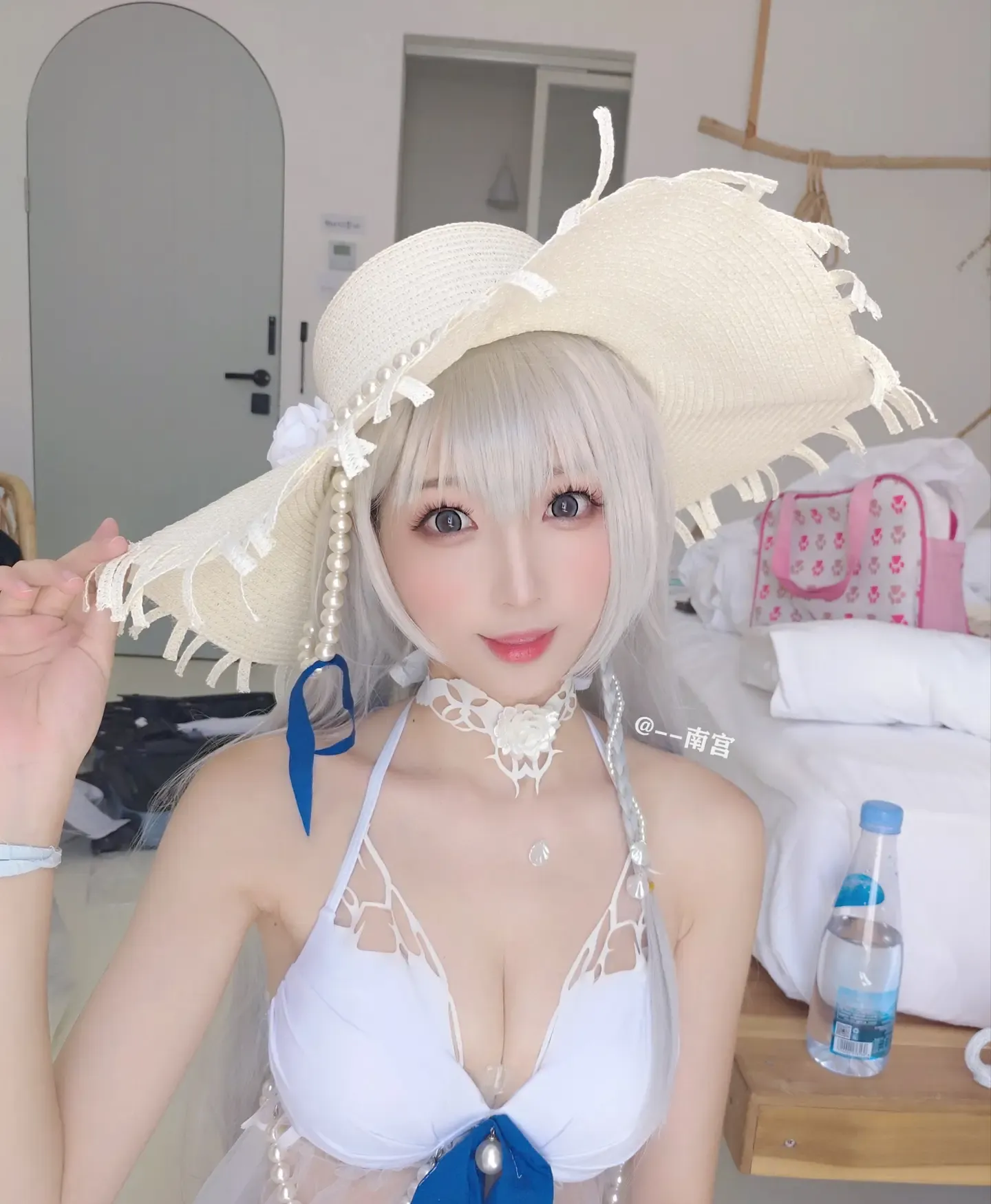小南宫w 源千雪
