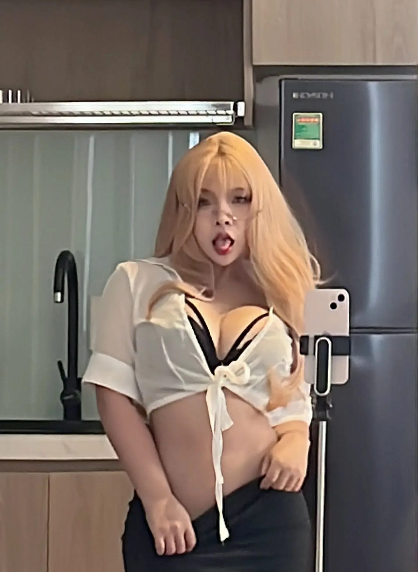 SayoMomo Blondie Office Lady