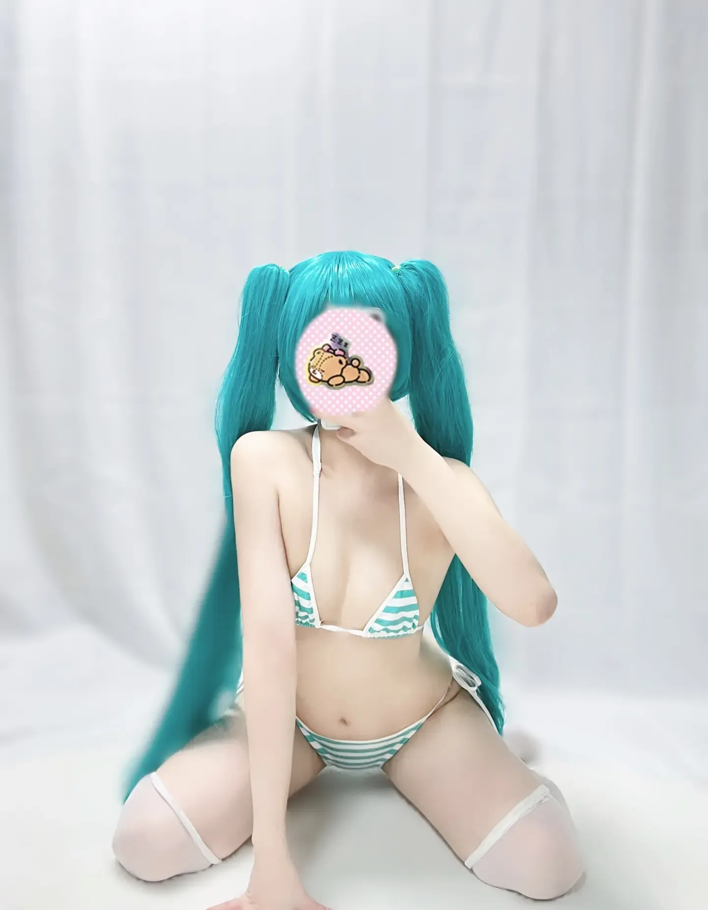 Kuru bikini Miku
