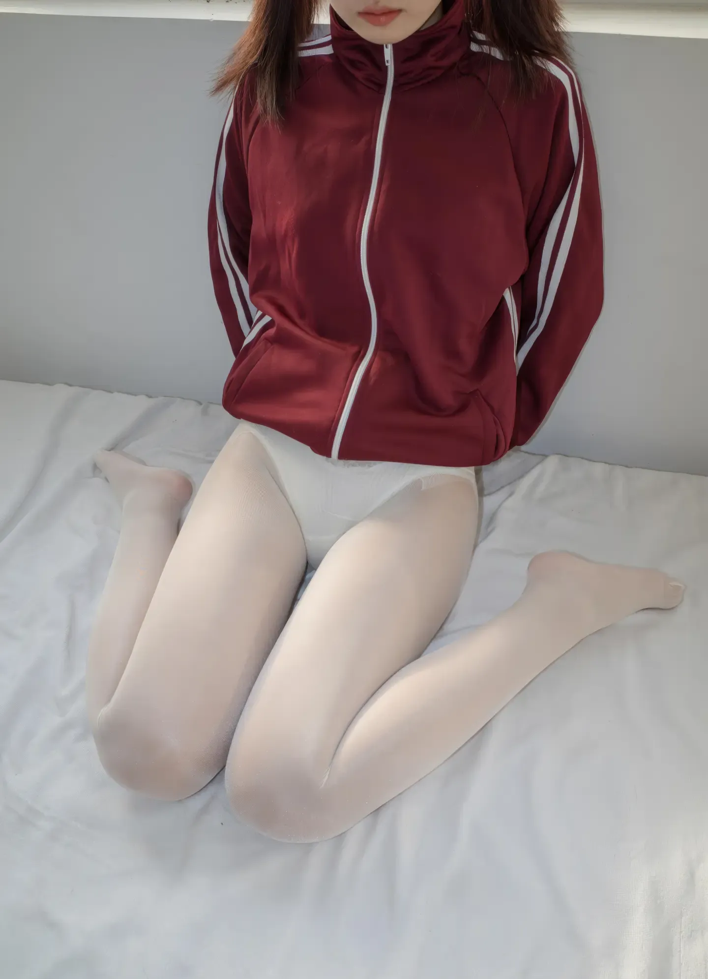 森萝财团 小夜 内部 010 闪闪舍宾袜 40D