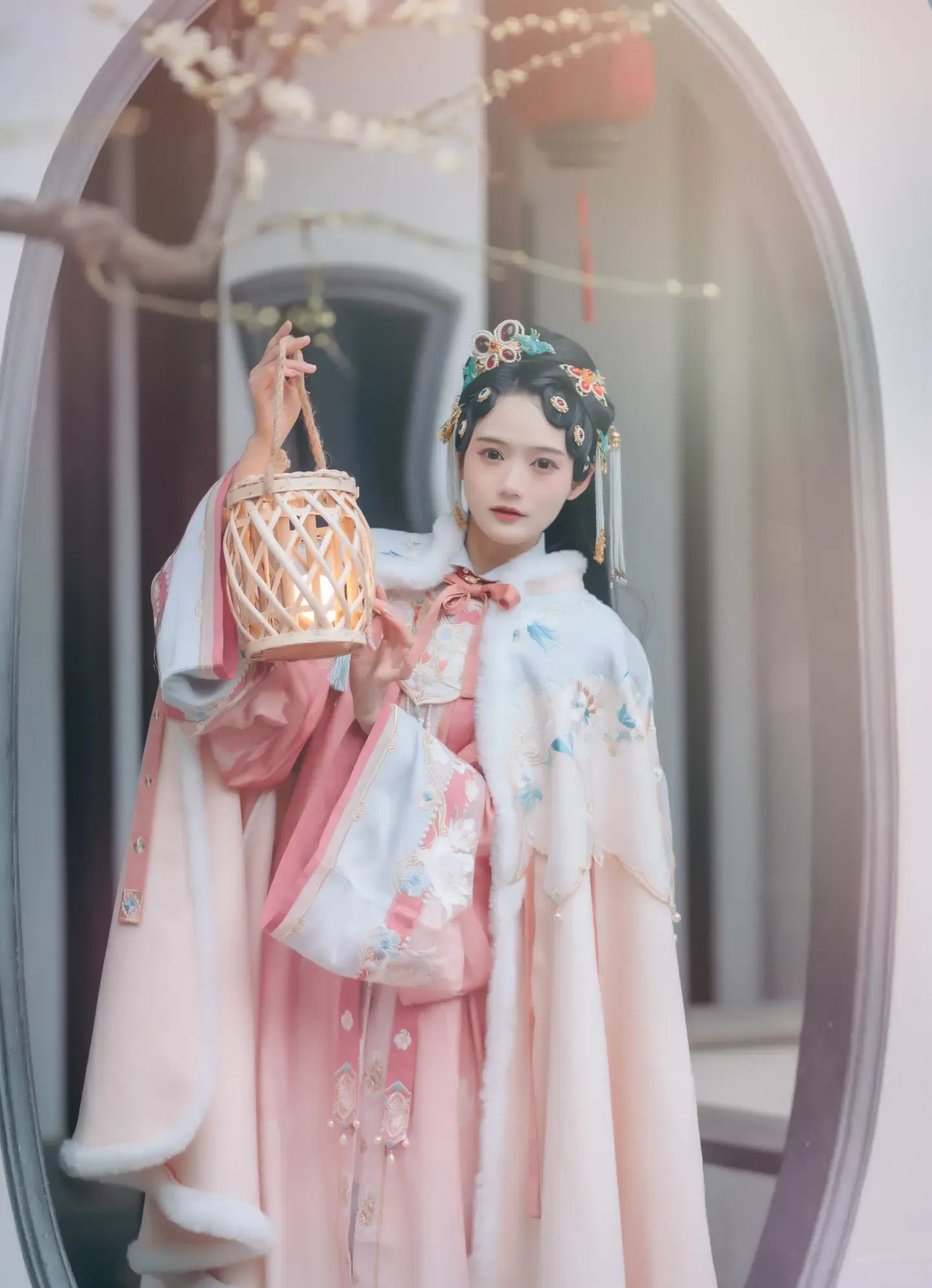 兔子Zzz不吃胡萝卜 2022.04.18 春来 · 二月梅