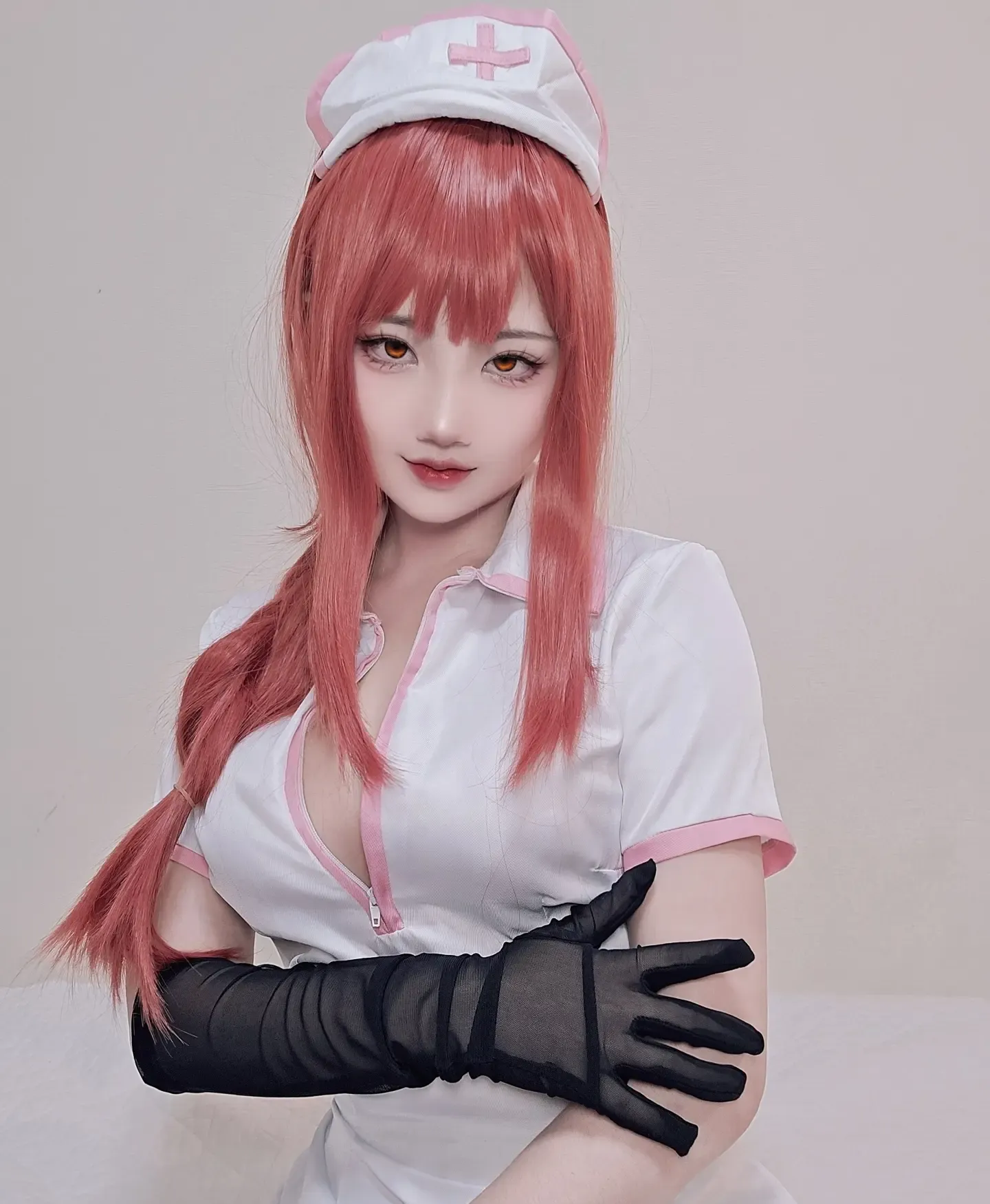 キツネ Nurse Makima